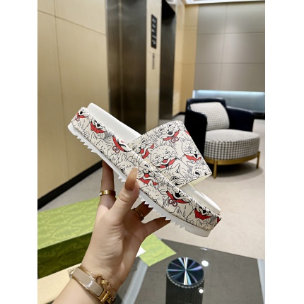 Cheap Gucci Slippers For Women in 235744, $70 USD- [IB235744] - Replica Gucci Slippers For Women