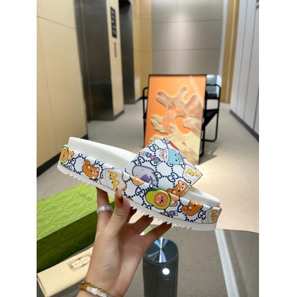 Cheap Gucci Slippers For Women in 235745, $70 USD- [IB235745] - Replica Gucci Slippers For Women