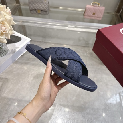 Cheap Gucci Slippers For Men in 235755, $70 USD- [IB235755] - Replica Gucci Slippers For Men