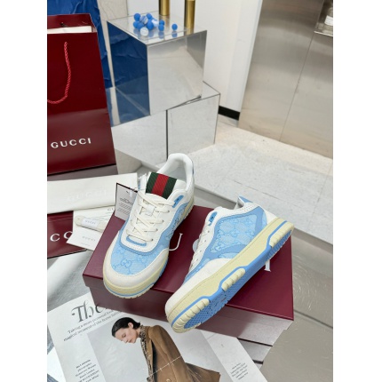 Gucci Sneakers For Women in 235873