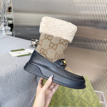Gucci Boots For Women in 235882