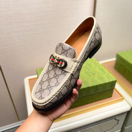 Gucci Loafers And Drivers For Men in 235933