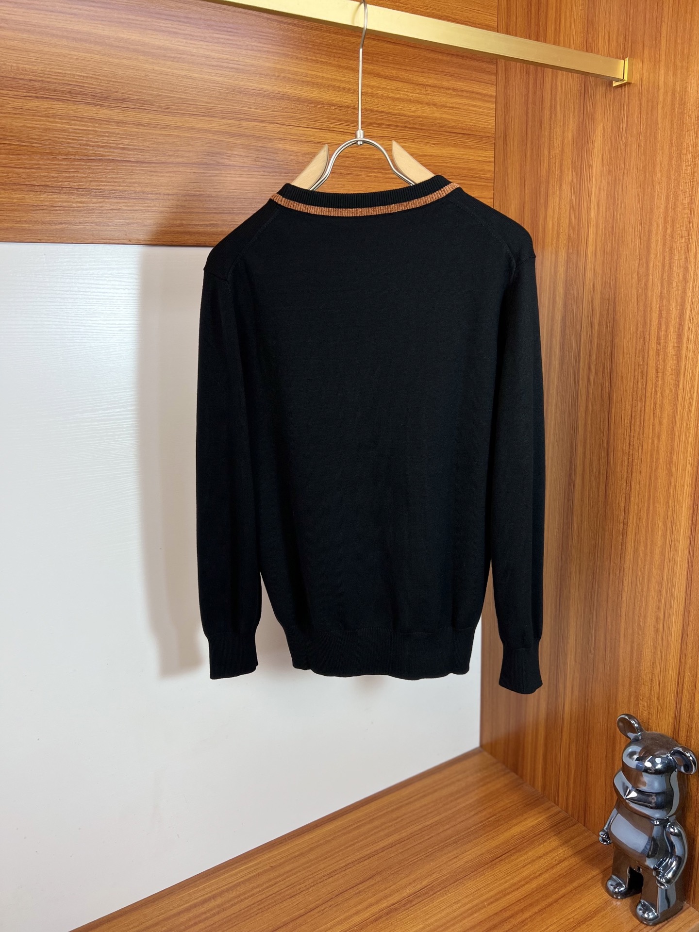 Cheap Fendi Sweaters for Men in 229101, $70 USD- [IB229101] - Replica Fendi Sweaters for Men
