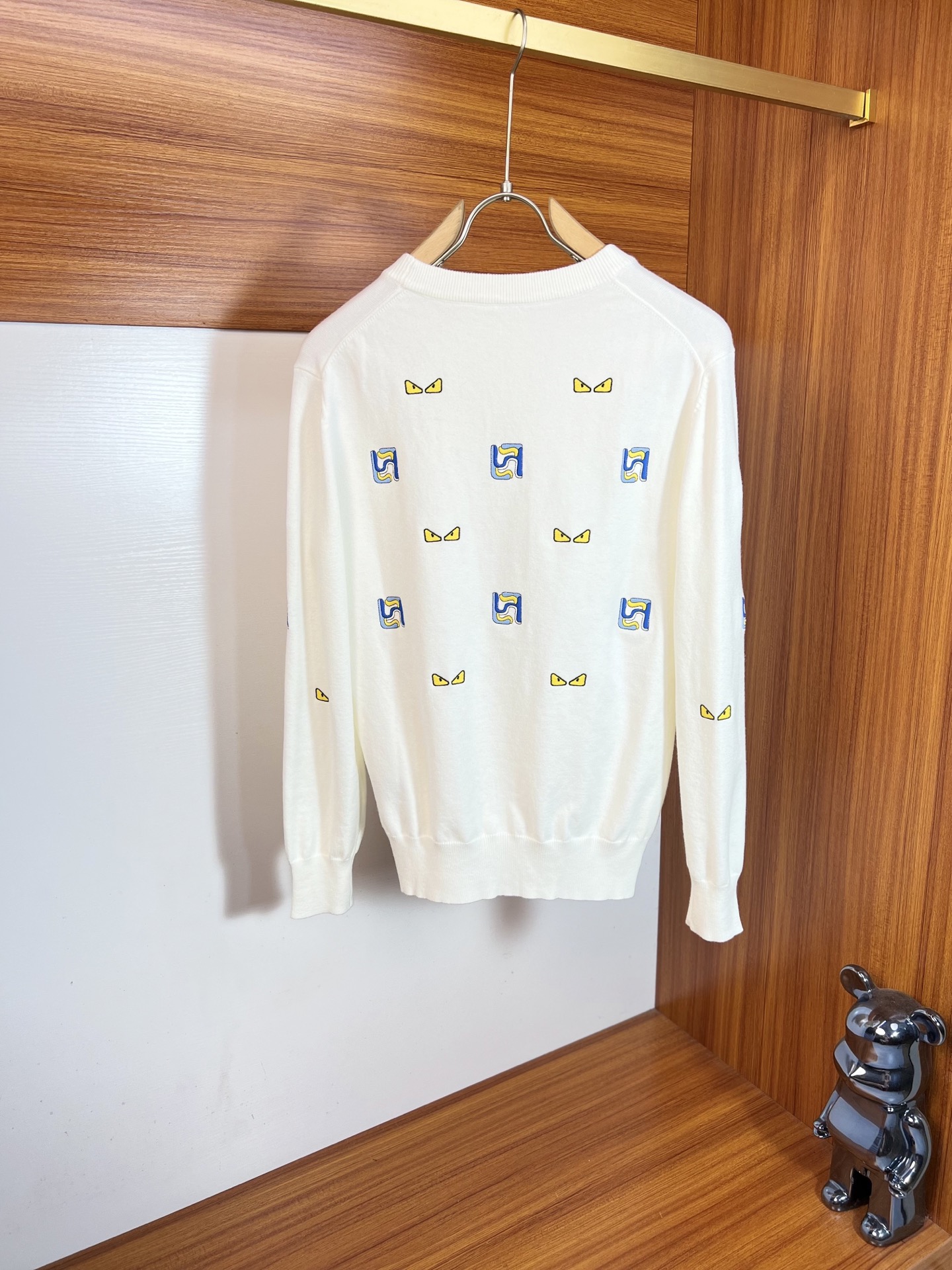 Cheap Fendi Sweaters for Men in 229104, $70 USD- [IB229104] - Replica Fendi Sweaters for Men