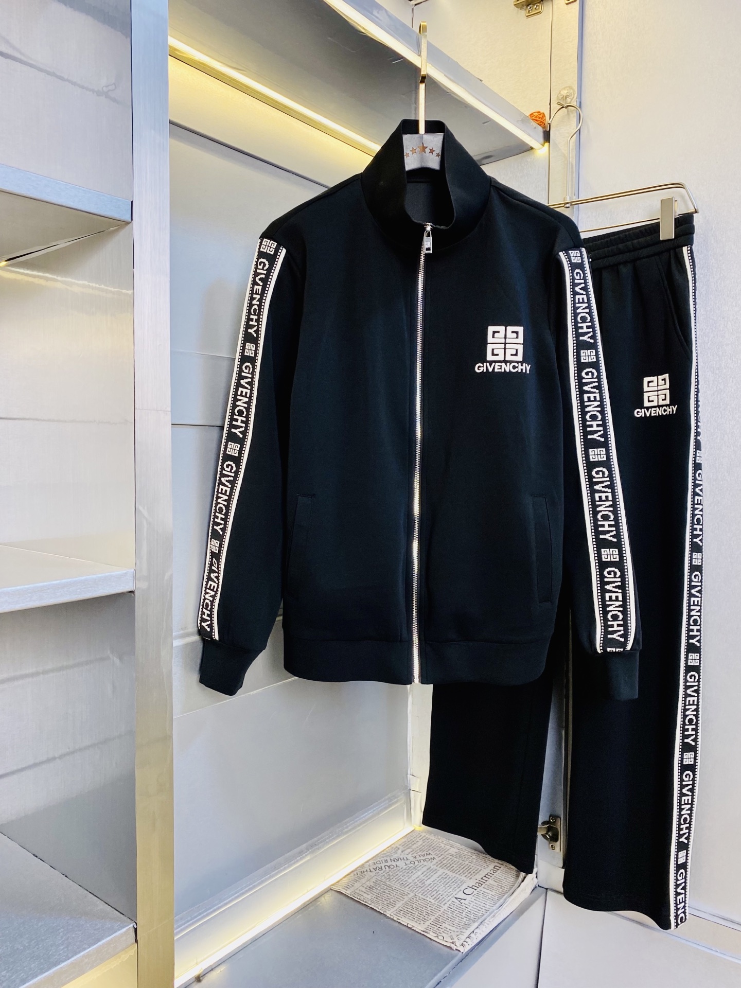 Cheap Givenchy  Tracksuits for Men in 229148, $125 USD- [IB229148] - Replica Givenchy  Tracksuits for Men