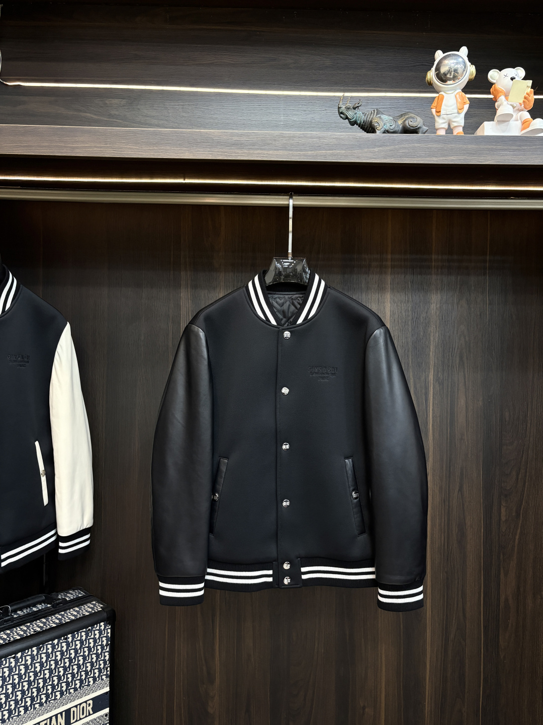 Cheap Givenchy  Jackets for Men in 229149, $190 USD- [IB229149] - Replica Givenchy  Jackets for Men