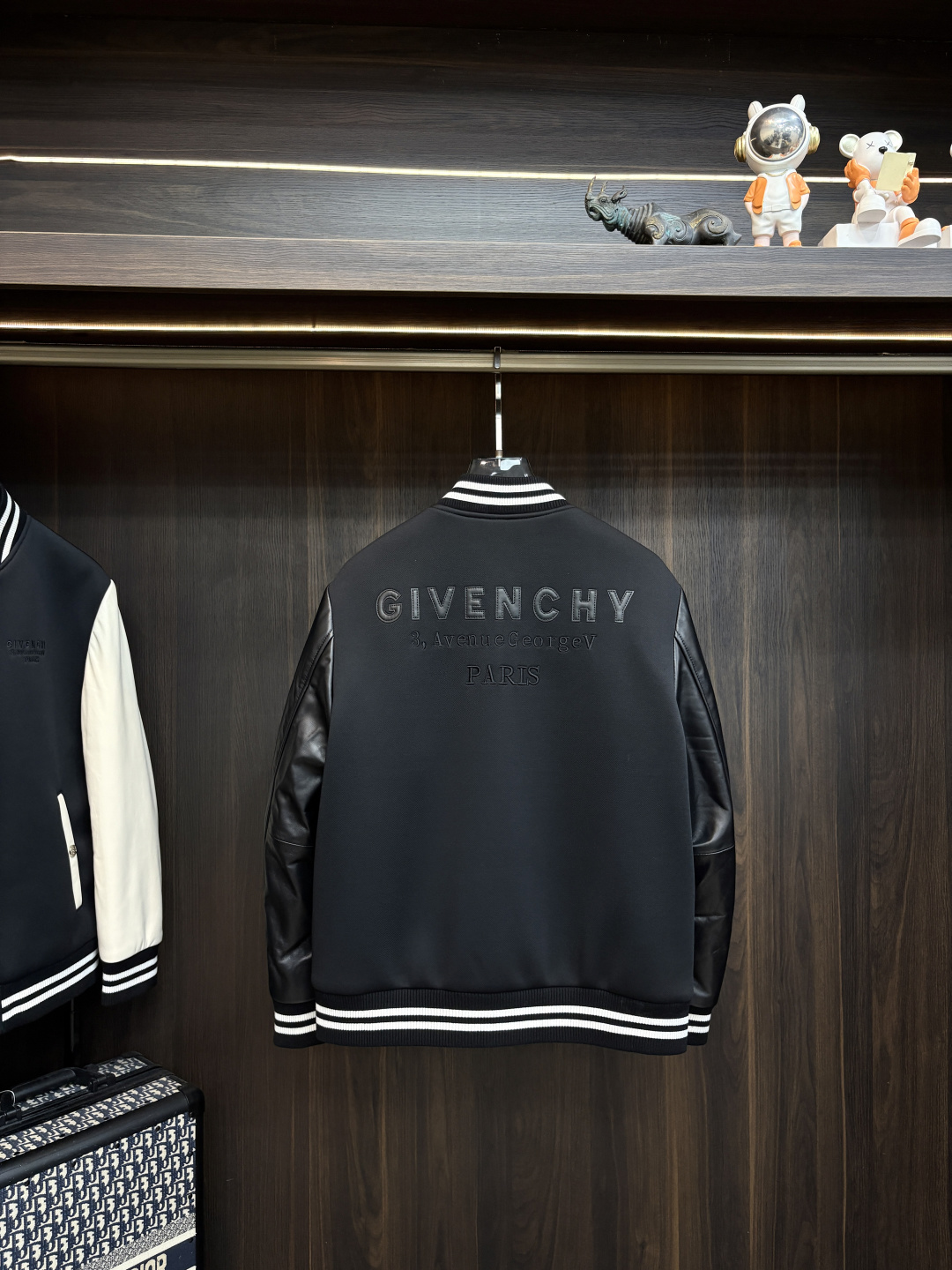 Cheap Givenchy  Jackets for Men in 229149, $190 USD- [IB229149] - Replica Givenchy  Jackets for Men