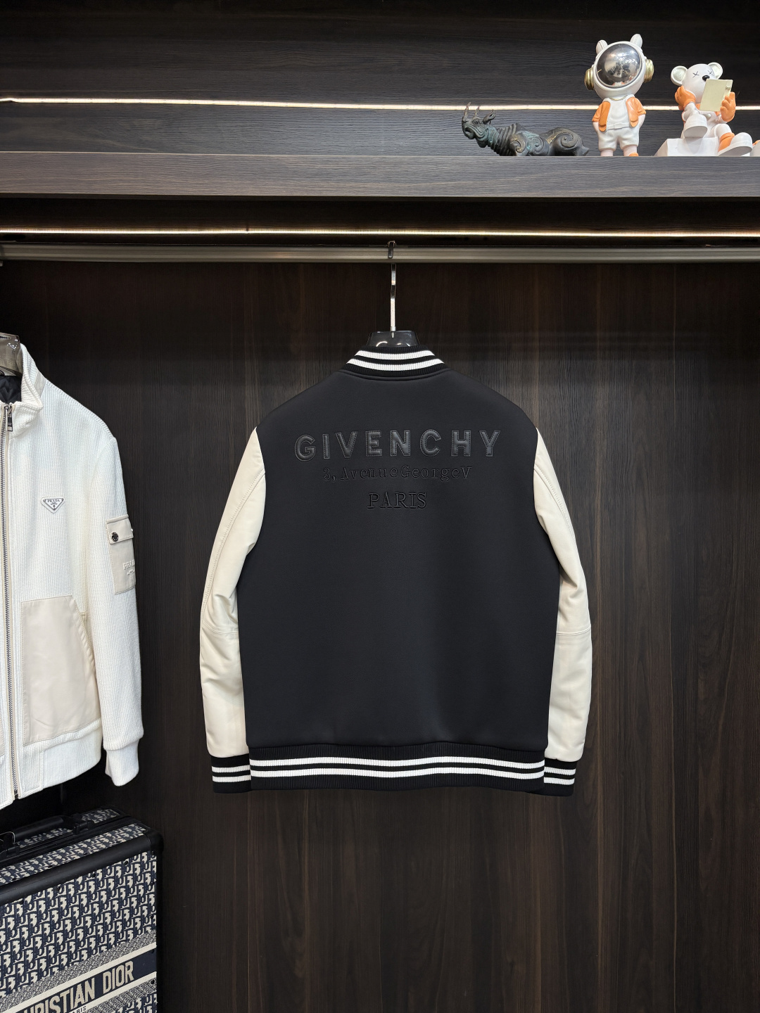 Cheap Givenchy  Jackets for Men in 229150, $190 USD- [IB229150] - Replica Givenchy  Jackets for Men