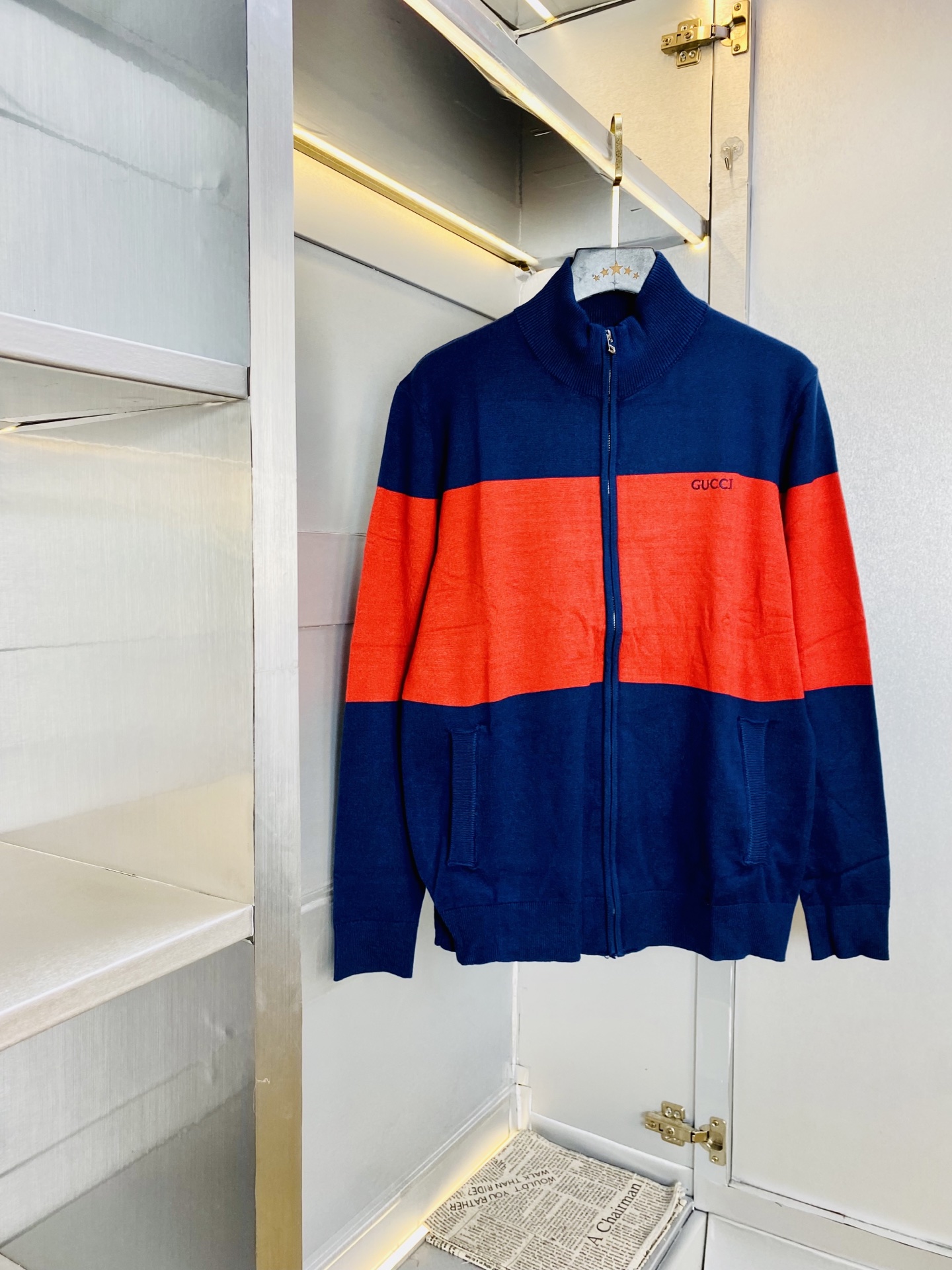 Cheap Gucci Thin Jackets For Men in 229167, $100 USD- [IB229167] - Replica Gucci Thin Jackets For Men