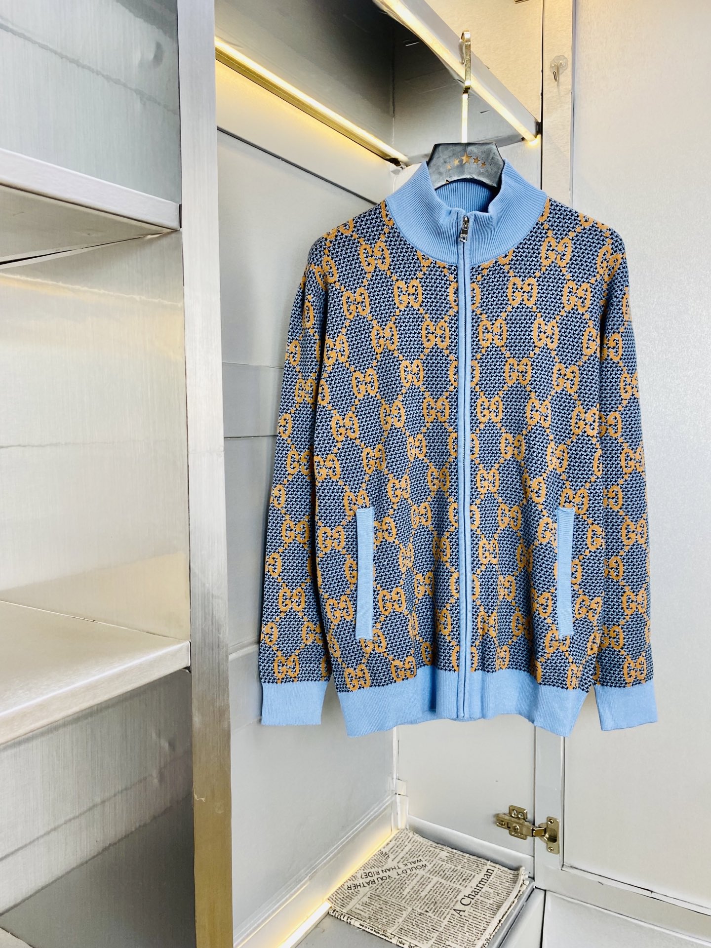 Cheap Gucci Thin Jackets For Men in 229169, $100 USD- [IB229169] - Replica Gucci Thin Jackets For Men