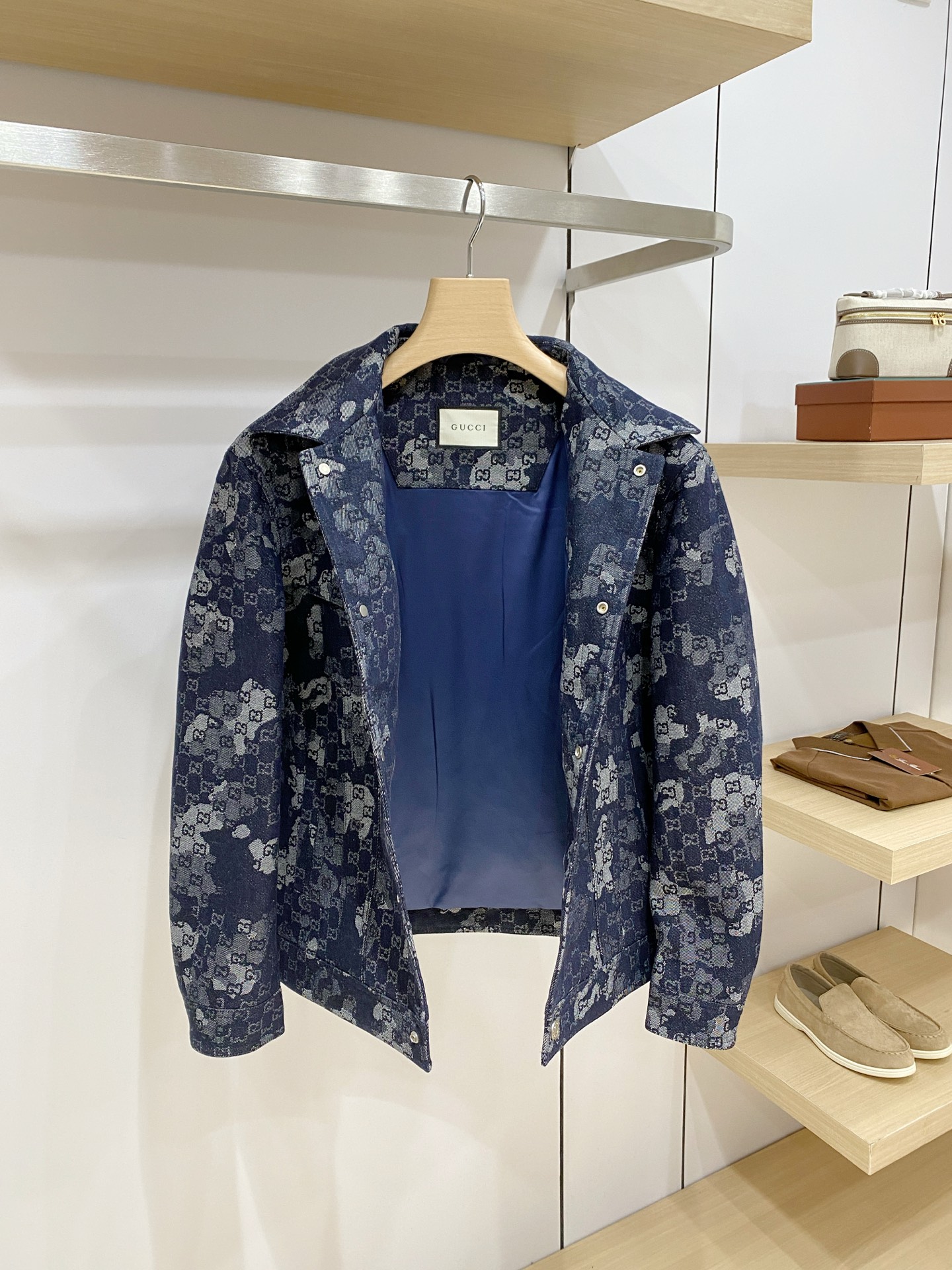 Cheap Gucci Jeans Jackets For Men in 229177, $155 USD- [IB229177] - Replica Gucci Jeans Jackets For Men