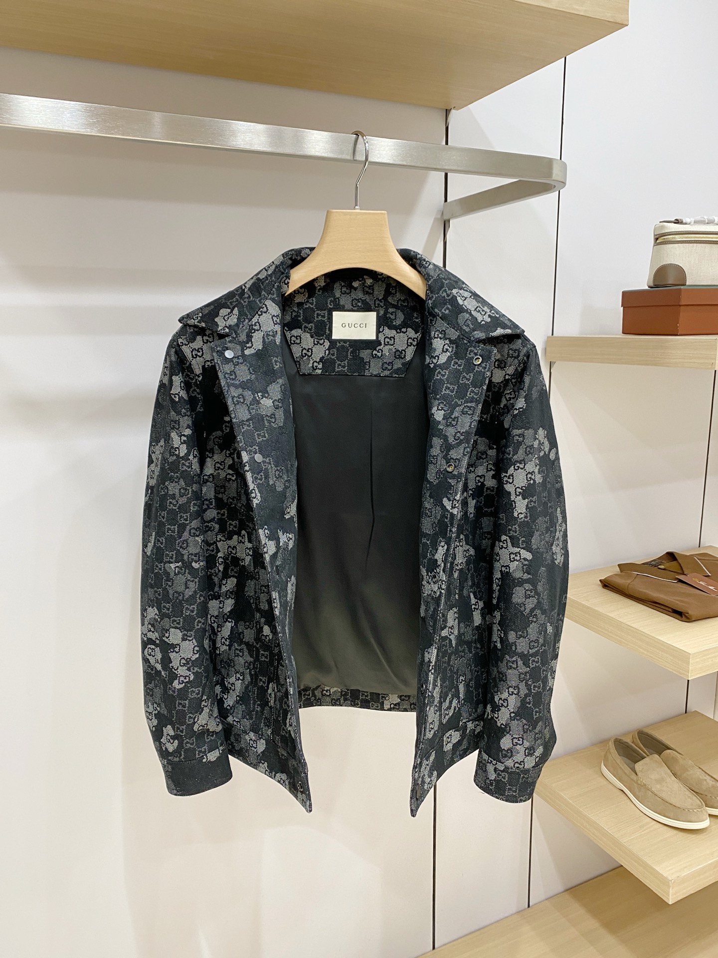 Cheap Gucci Jeans Jackets For Men in 229178, $155 USD- [IB229178] - Replica Gucci Jeans Jackets For Men