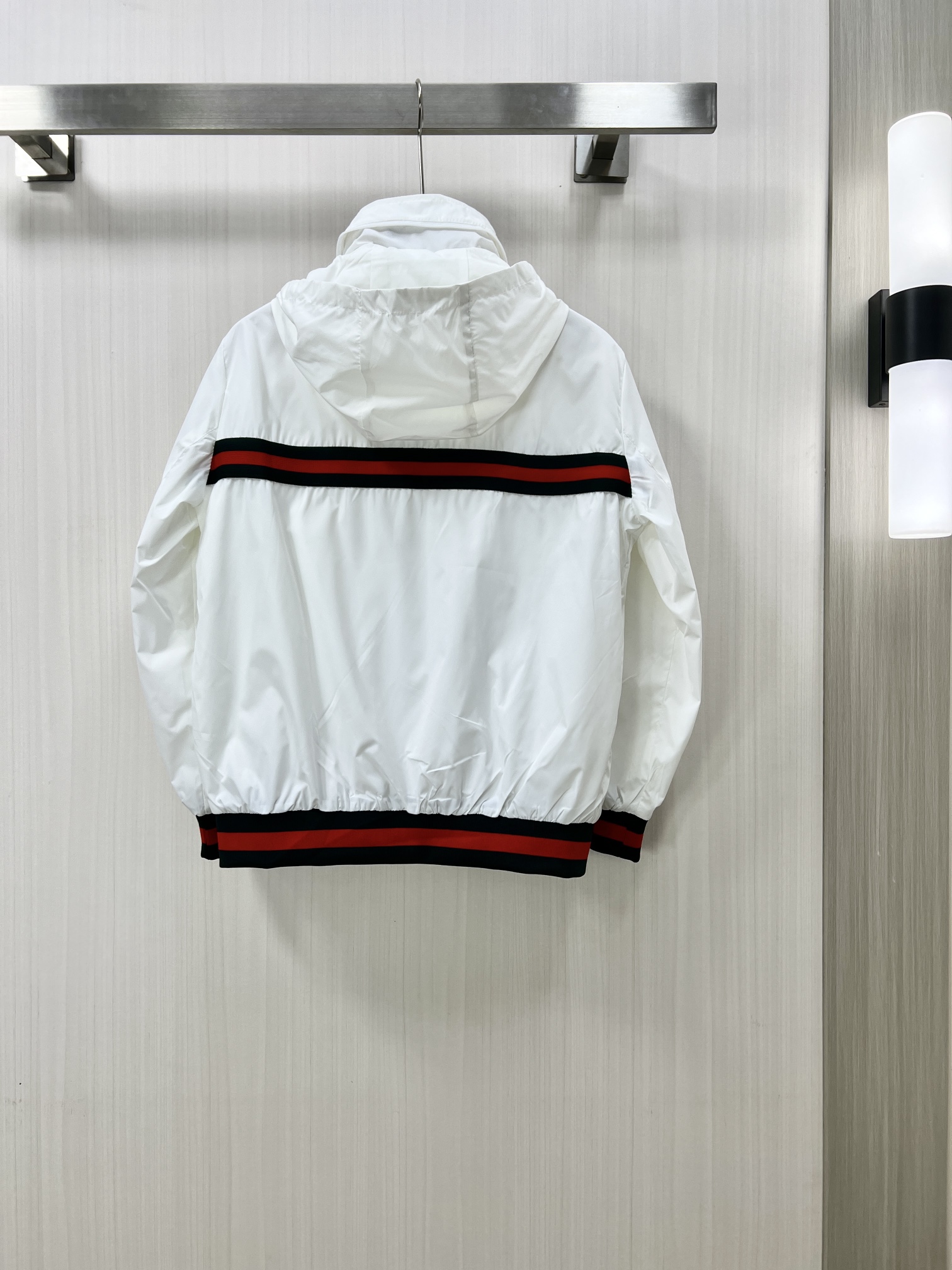 Cheap Gucci Thin Jackets For Men in 229189, $100 USD- [IB229189] - Replica Gucci Thin Jackets For Men