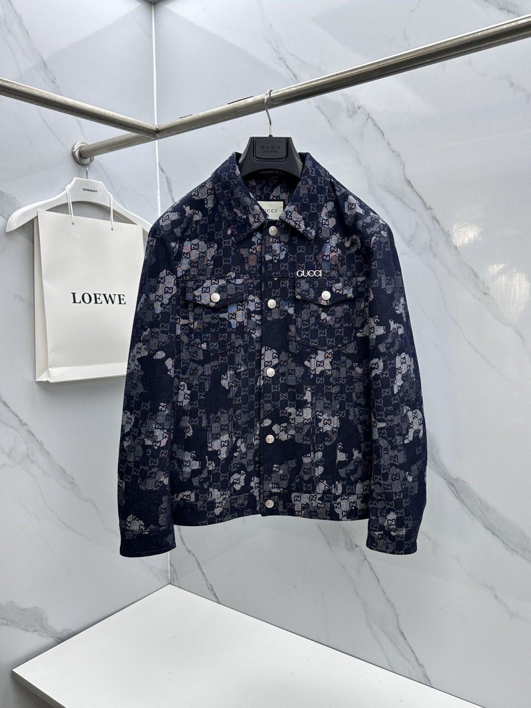 Cheap Gucci Jeans Jackets For Men in 229194, $165 USD- [IB229194] - Replica Gucci Jeans Jackets For Men