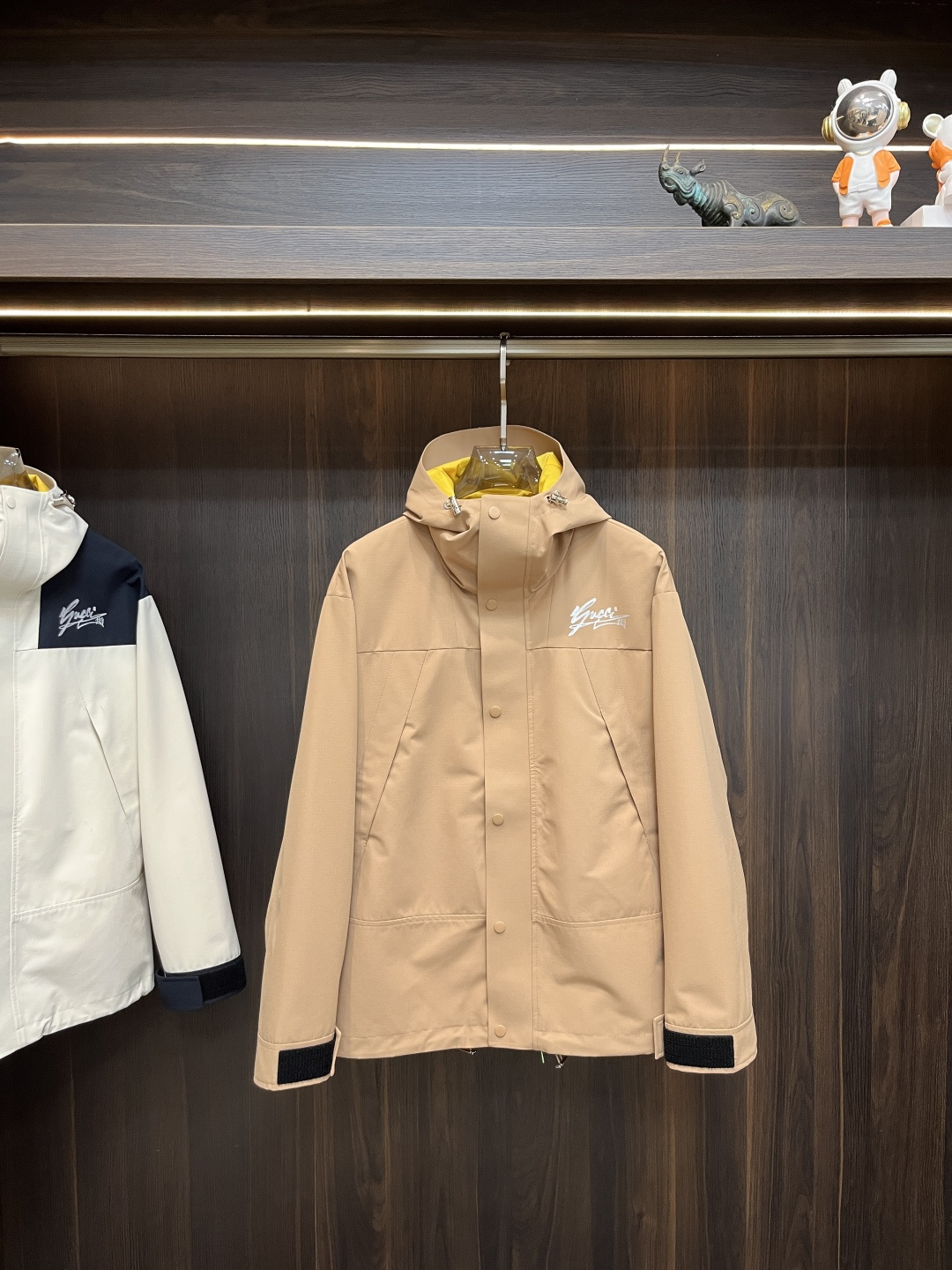 Cheap Gucci Thin Jackets For Men in 229199, $135 USD- [IB229199] - Replica Gucci Thin Jackets For Men
