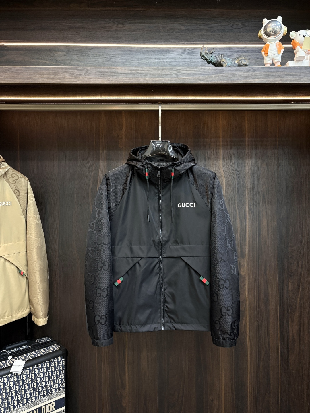 Cheap Gucci Thin Jackets For Men in 229204, $135 USD- [IB229204] - Replica Gucci Thin Jackets For Men