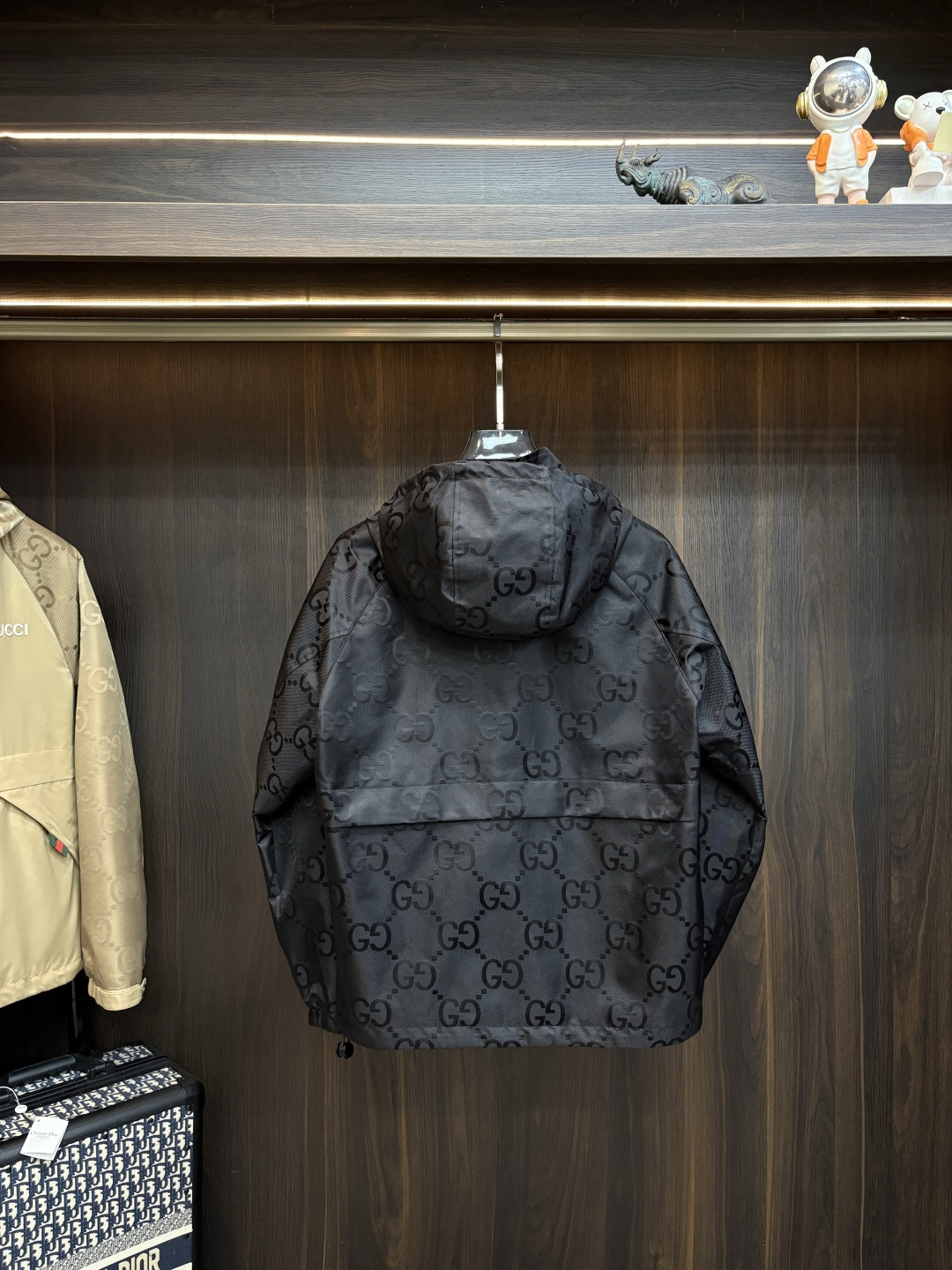 Cheap Gucci Thin Jackets For Men in 229204, $135 USD- [IB229204] - Replica Gucci Thin Jackets For Men