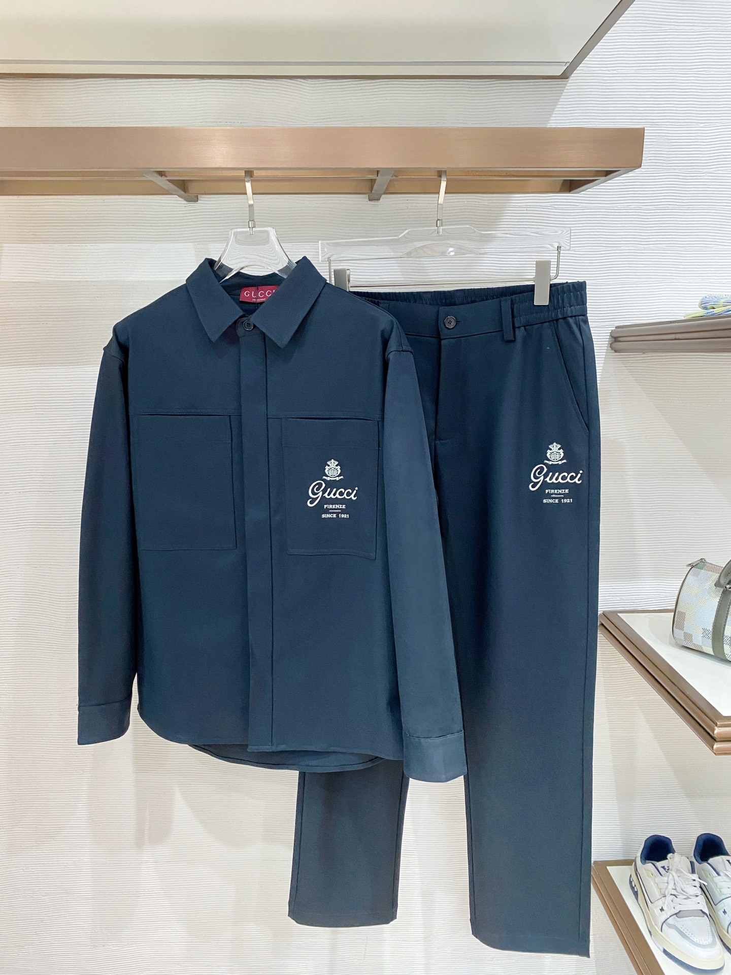 Cheap Gucci Tracksuits for Men in 229209, $195 USD- [IB229209] - Replica Gucci Tracksuits for Men