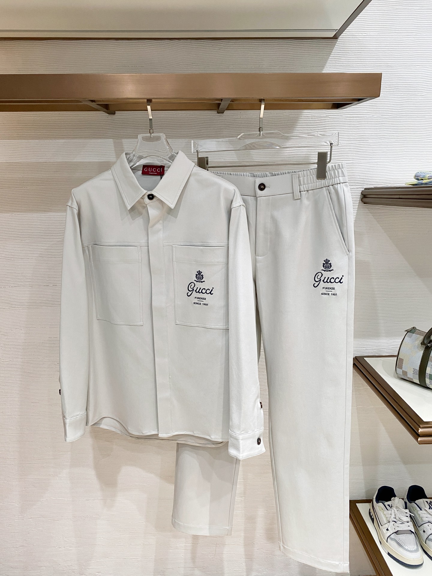 Cheap Gucci Tracksuits for Men in 229210, $195 USD- [IB229210] - Replica Gucci Tracksuits for Men
