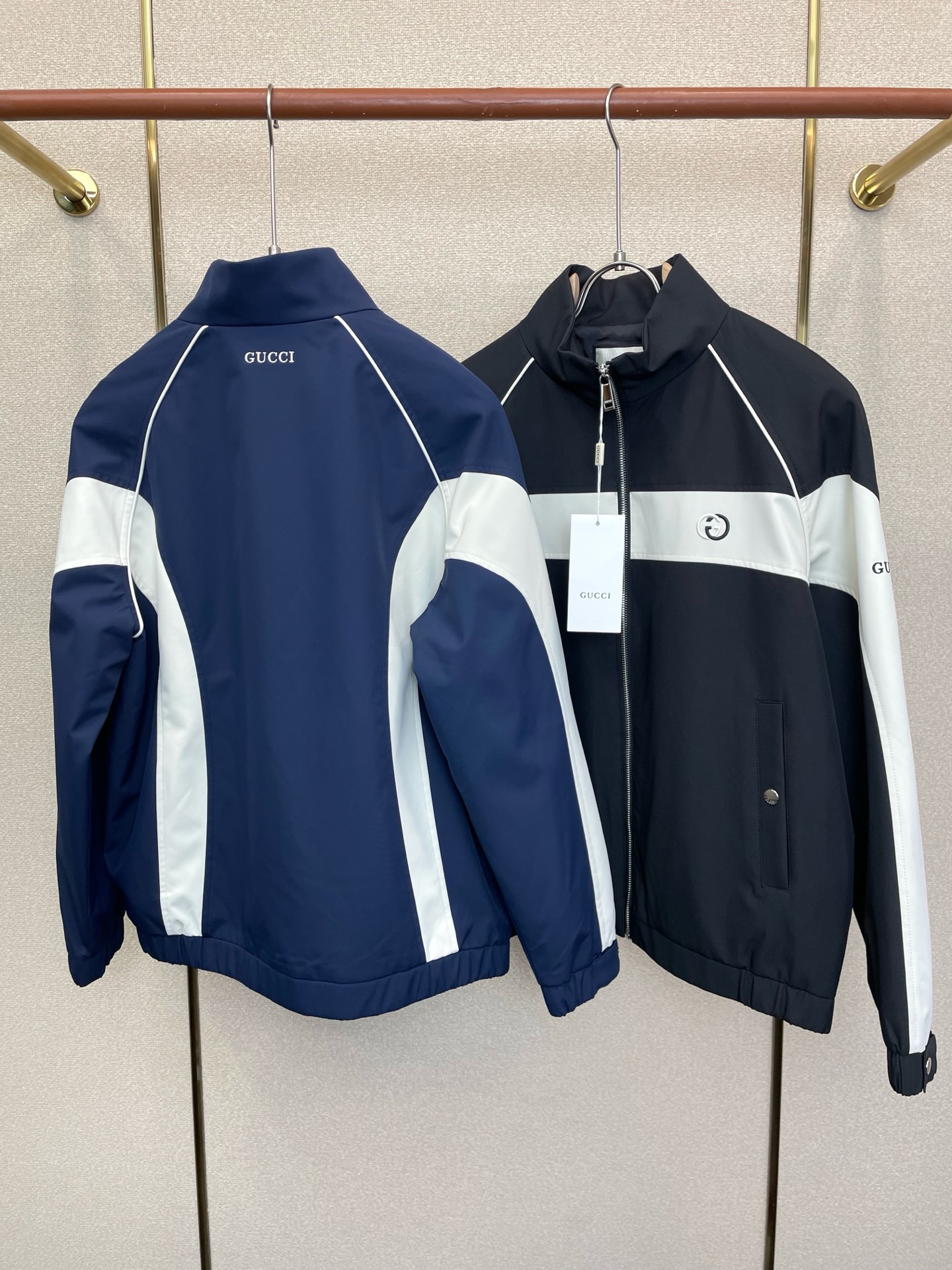 Cheap Gucci Tracksuits for Men in 229214, $135 USD- [IB229214] - Replica Gucci Thin Jackets For Men
