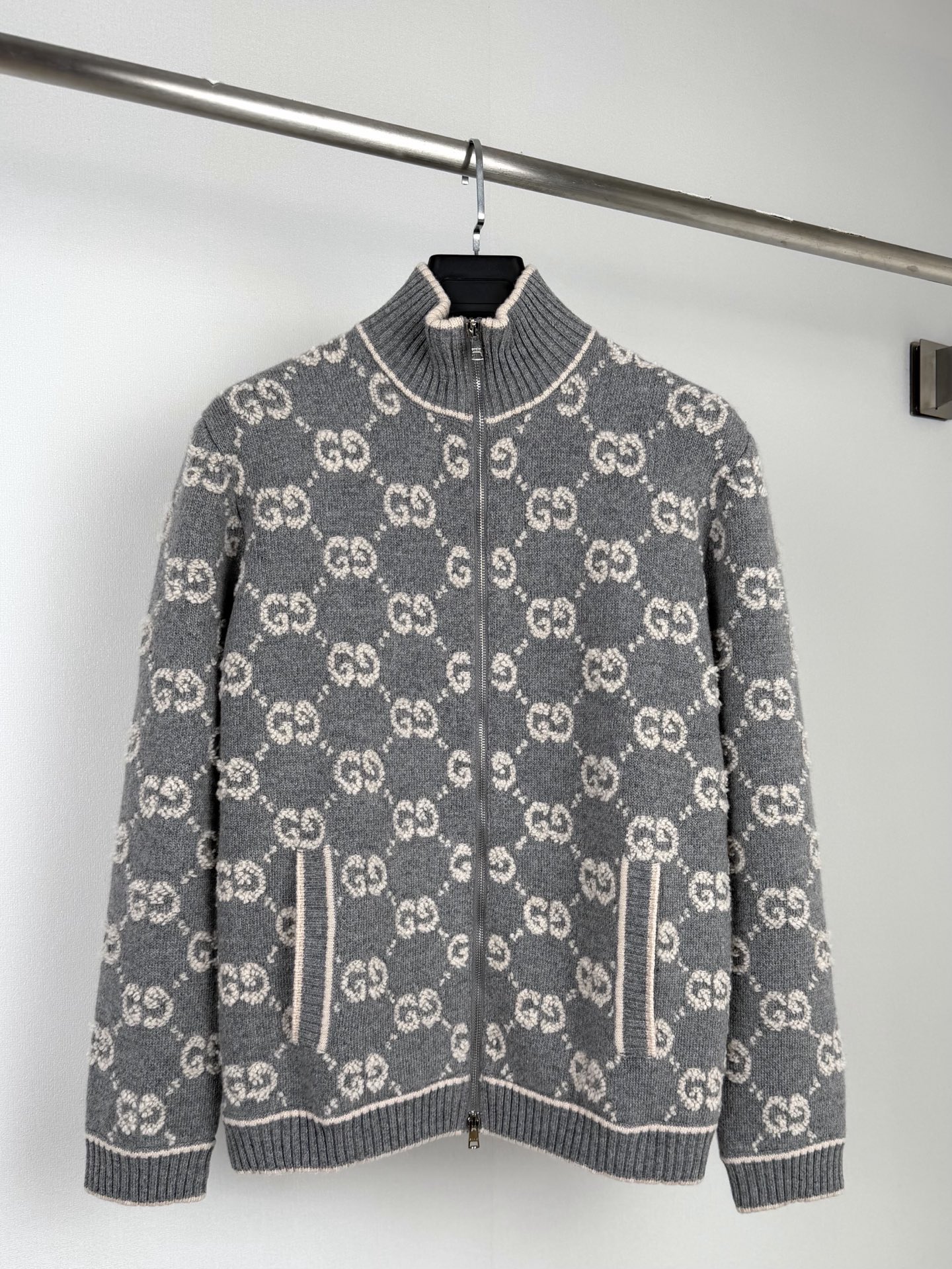 Cheap Gucci Sweaters for Men in 229247, $170 USD- [IB229247] - Replica Gucci Sweaters for Men