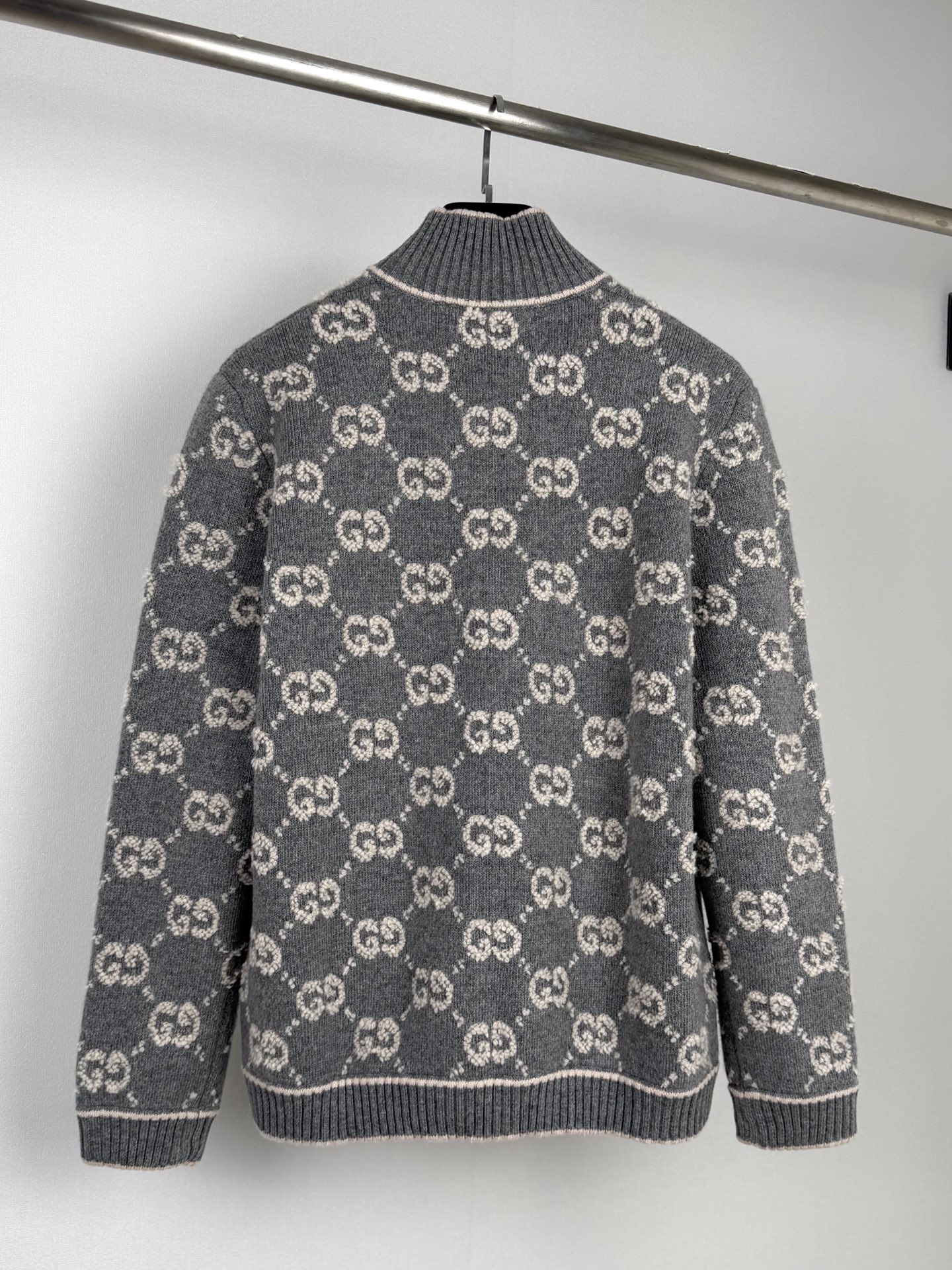 Cheap Gucci Sweaters for Men in 229247, $170 USD- [IB229247] - Replica Gucci Sweaters for Men