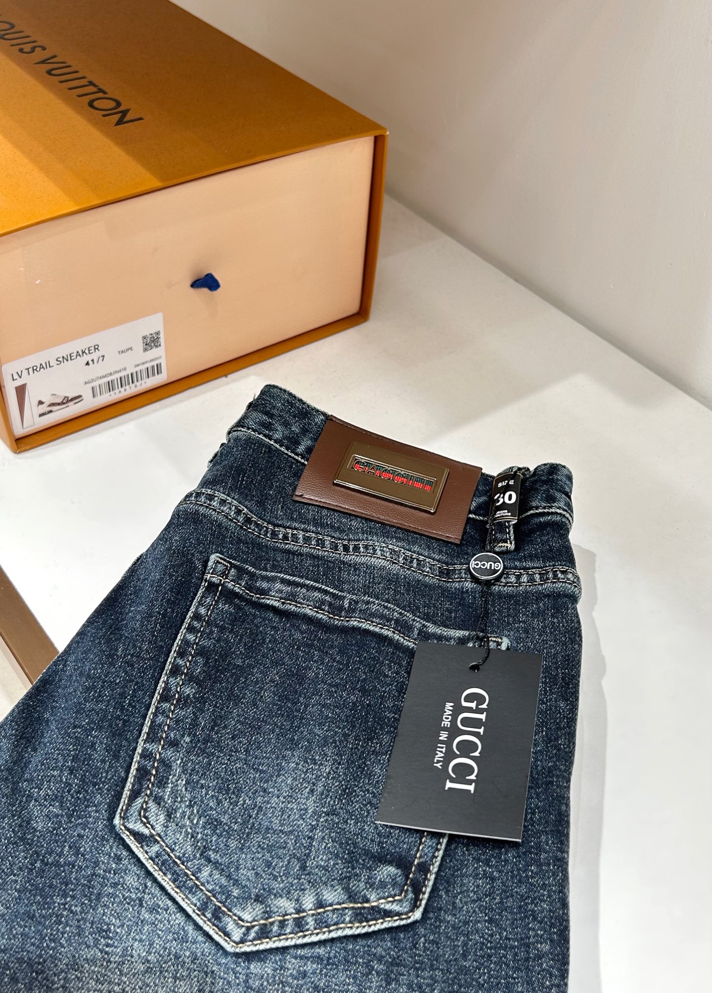 Cheap Gucci Jeans for Men in 229294, $60 USD- [IB229294] - Replica Gucci Jeans for Men