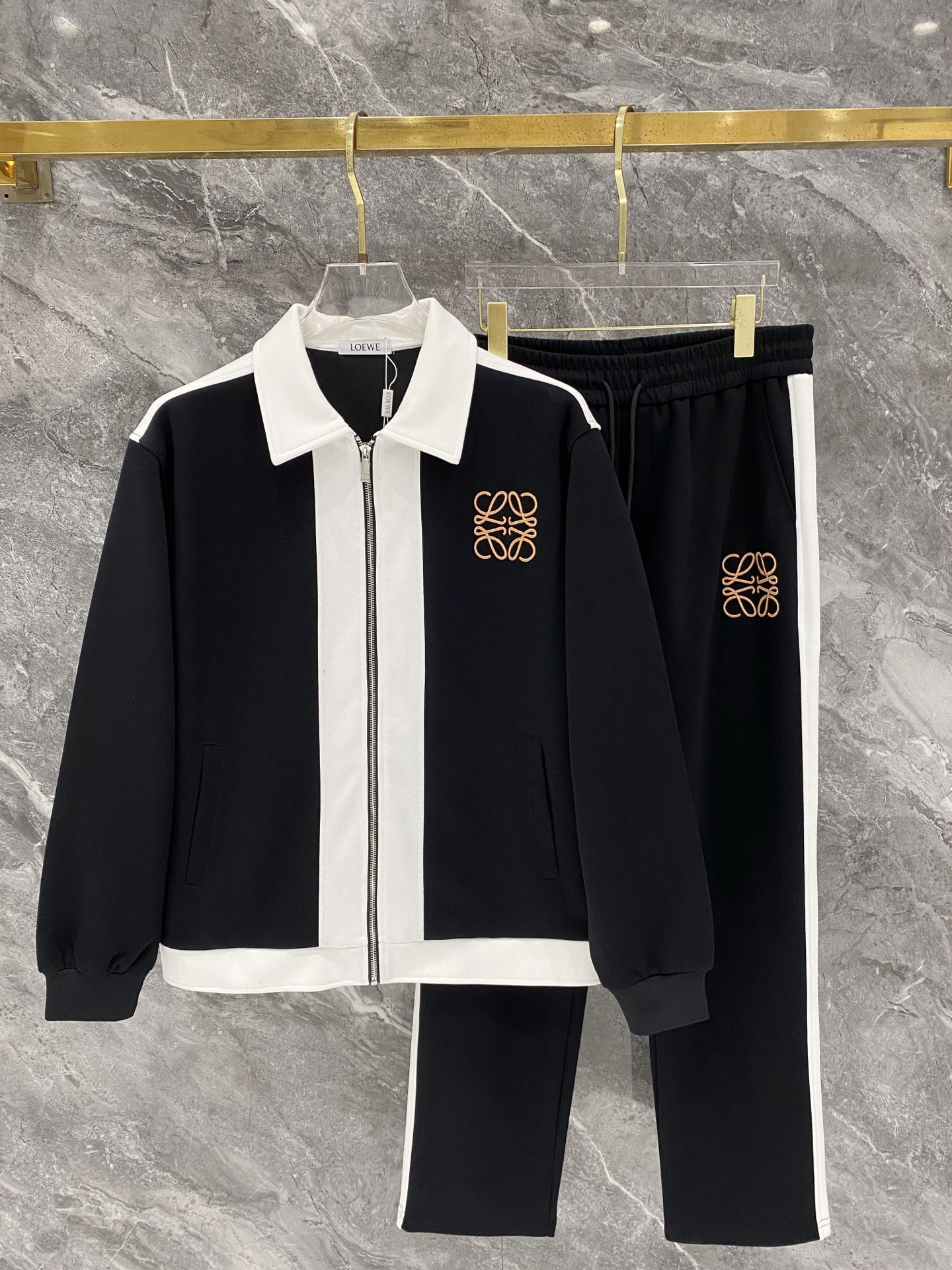 Cheap Loewe Tracksuits in 229301, $100 USD- [IB229301] - Replica Loewe Tracksuits