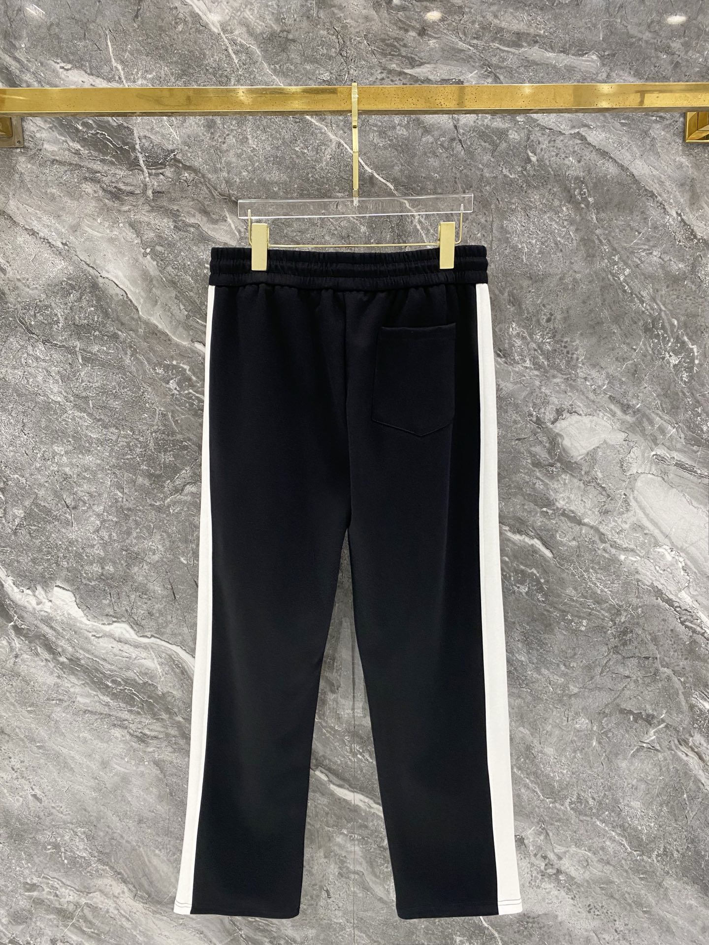 Cheap Loewe Tracksuits in 229301, $100 USD- [IB229301] - Replica Loewe Tracksuits