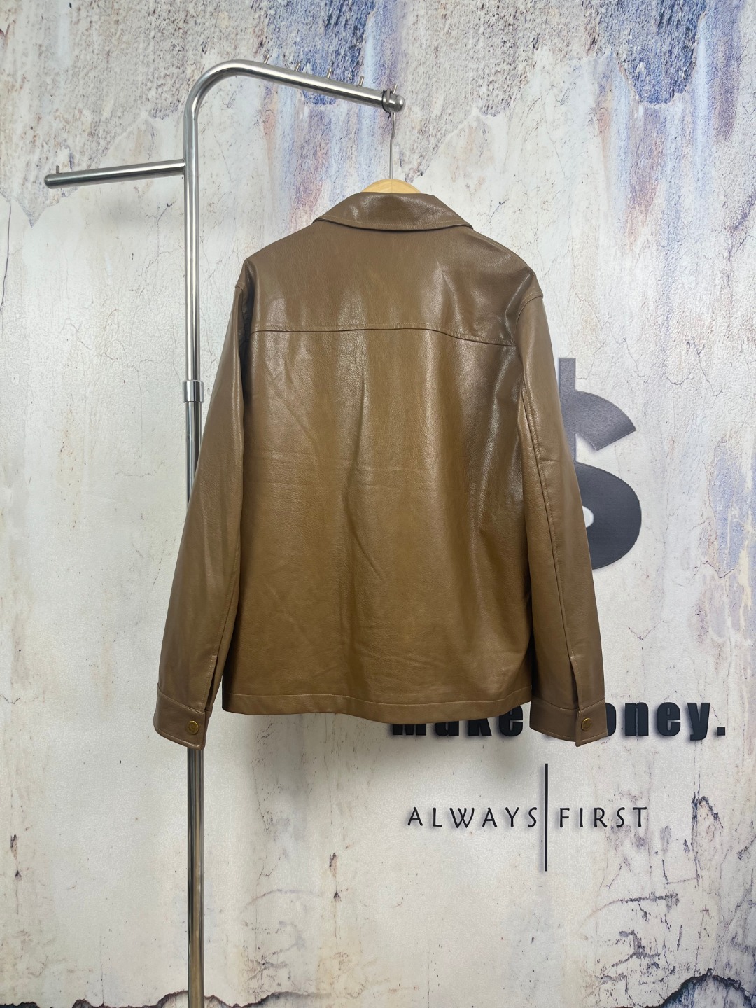 Cheap Louis Vuitton Thin Jackets For Men in 229451, $115 USD- [IB229451] - Replica Louis Vuitton Thin Jackets For Men