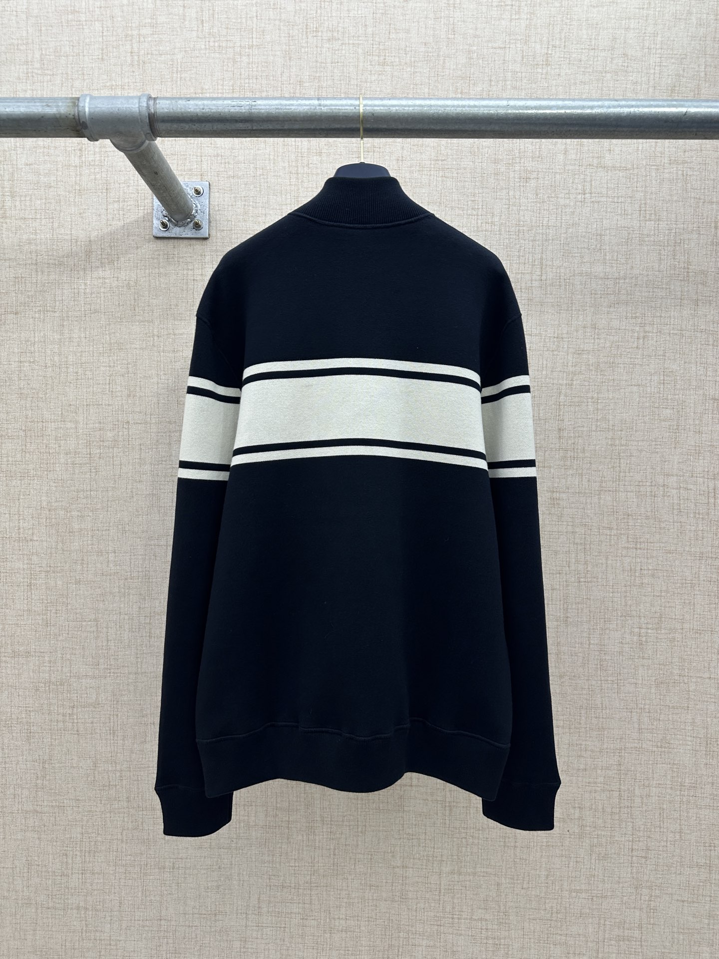 Cheap Louis Vuitton Thin Jackets For Men in 229455, $115 USD- [IB229455] - Replica Louis Vuitton Thin Jackets For Men
