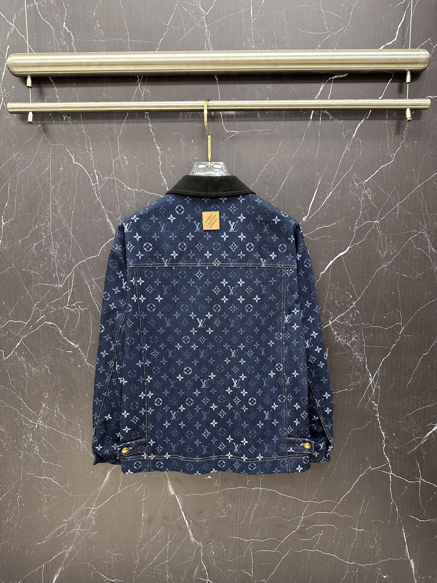 Cheap Louis Vuitton Thin Jackets For Men in 229464, $155 USD- [IB229464] - Replica Louis Vuitton Thin Jackets For Men