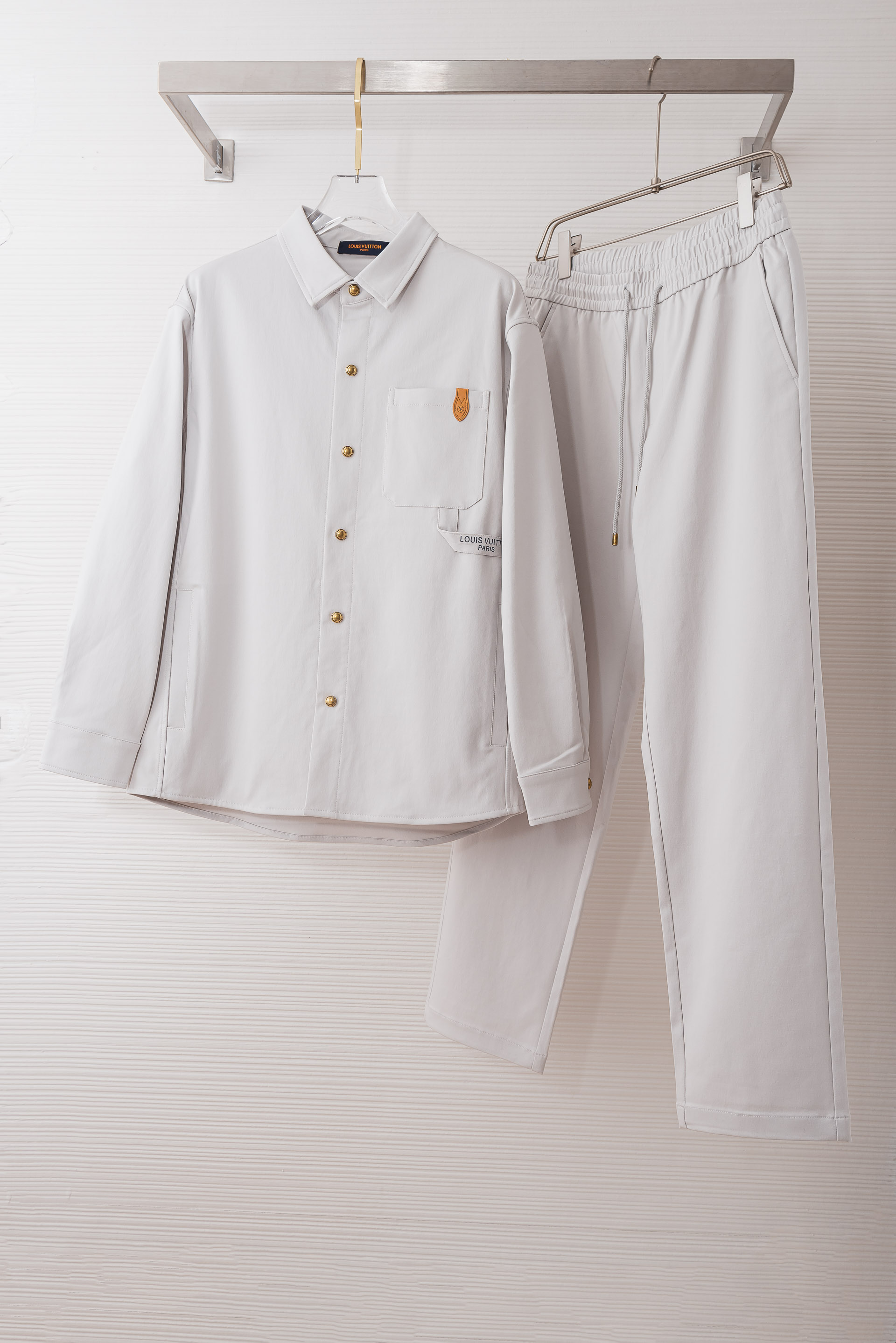 Cheap Louis Vuitton Tracksuits for Men in 229465, $205 USD- [IB229465] - Replica Louis Vuitton Tracksuits for Men