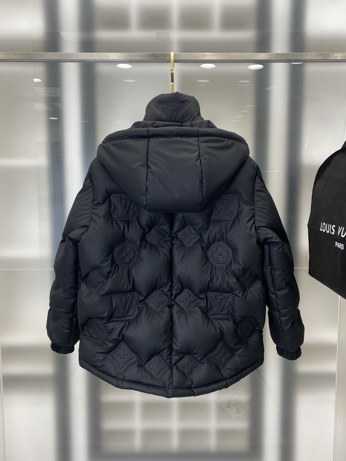 Cheap Louis Vuitton Thick Jackets For Men in 229469, $250 USD- [IB229469] - Replica Louis Vuitton Thick Jackets For Men