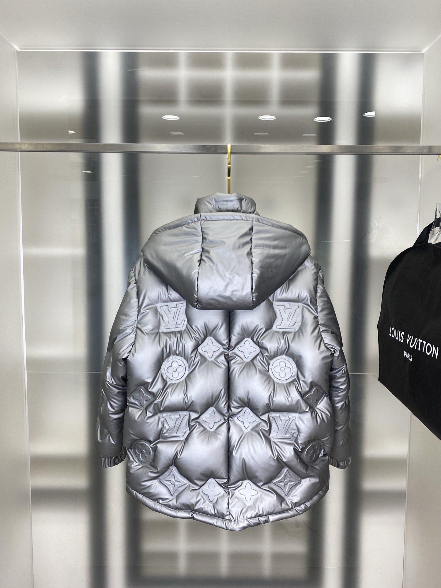 Cheap Louis Vuitton Thick Jackets For Men in 229470, $250 USD- [IB229470] - Replica Louis Vuitton Thick Jackets For Men