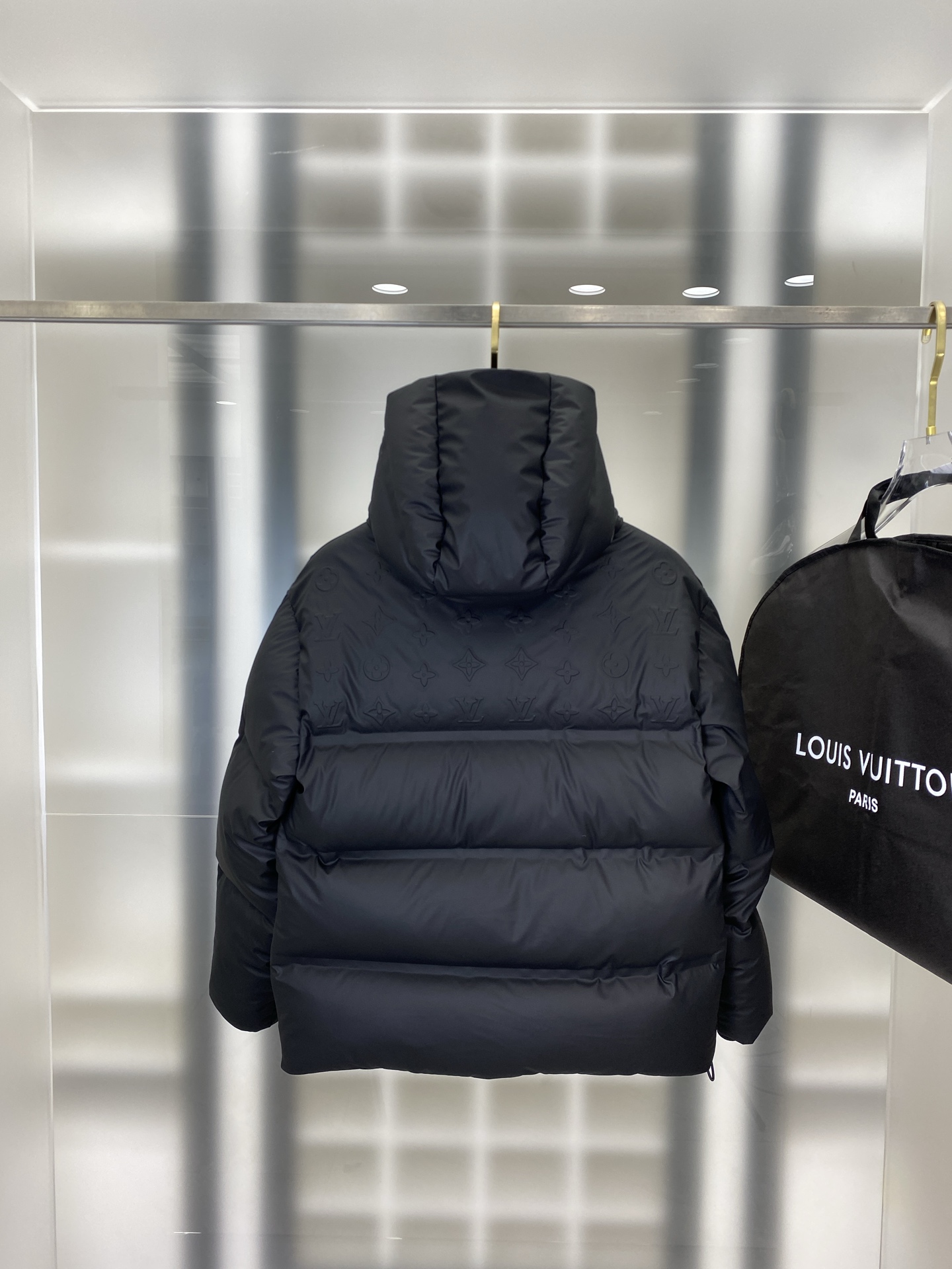 Cheap Louis Vuitton Thick Jackets For Men in 229471, $250 USD- [IB229471] - Replica Louis Vuitton Thick Jackets For Men