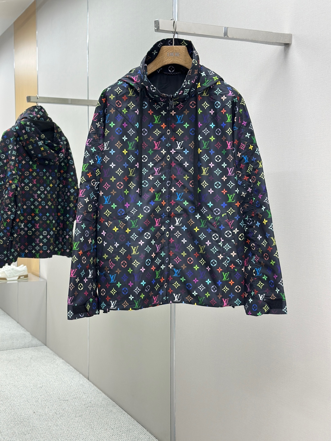Cheap Louis Vuitton Thin Jackets For Men in 229472, $80 USD- [IB229472] - Replica Louis Vuitton Thin Jackets For Men