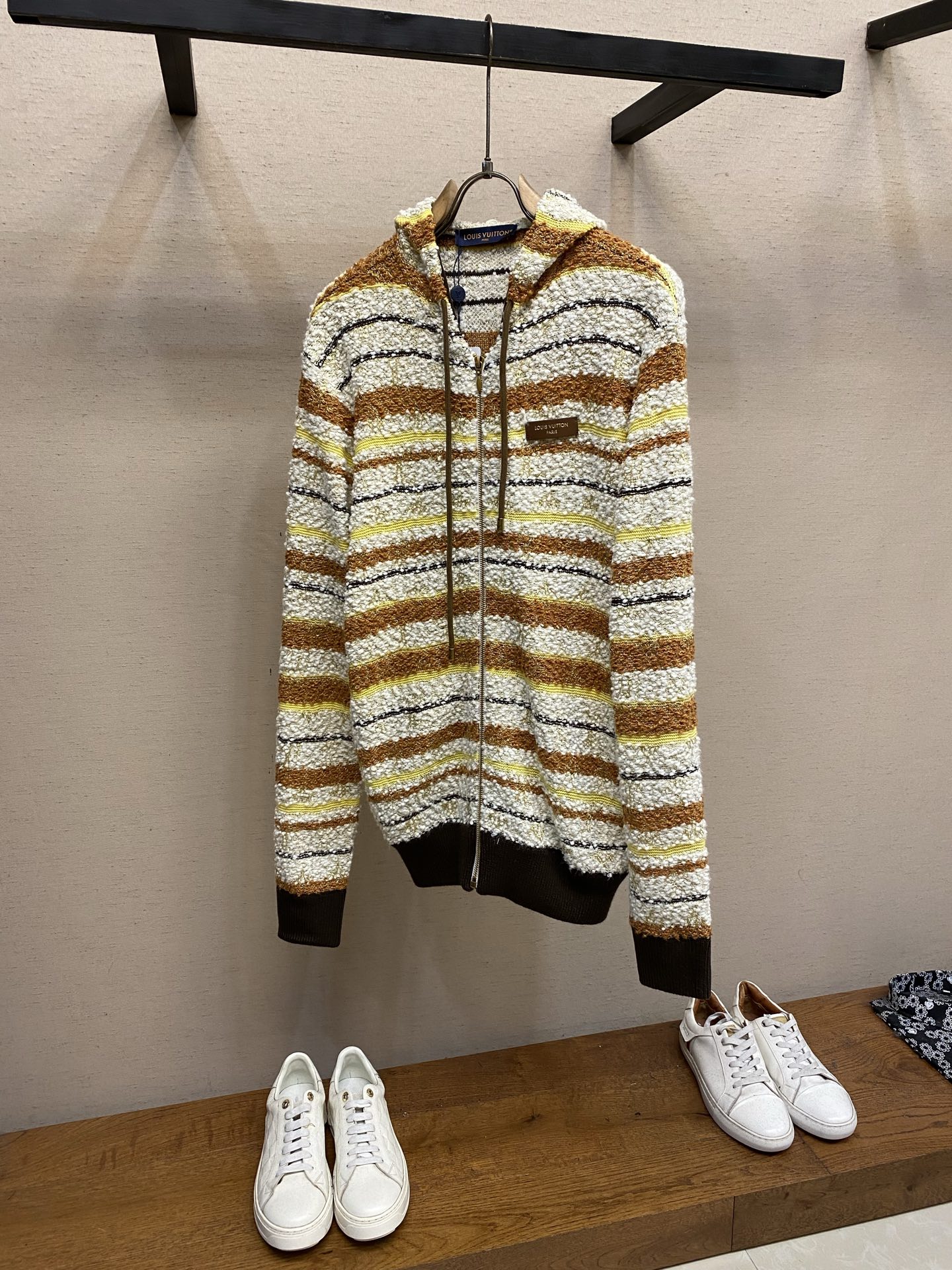 Cheap Louis Vuitton Thin Jackets For Men in 229473, $150 USD- [IB229473] - Replica Louis Vuitton Thin Jackets For Men