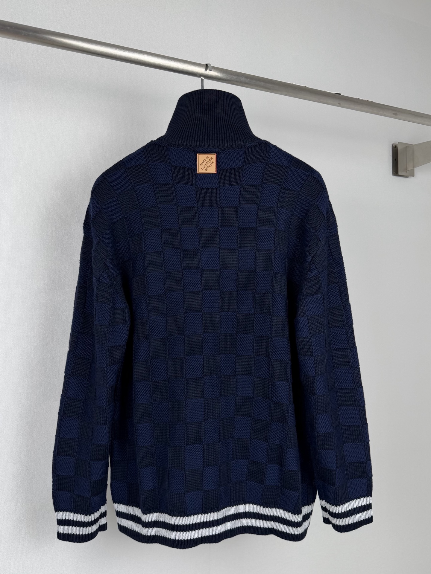 Cheap Louis Vuitton Thin Jackets For Men in 229481, $110 USD- [IB229481] - Replica Louis Vuitton Thin Jackets For Men