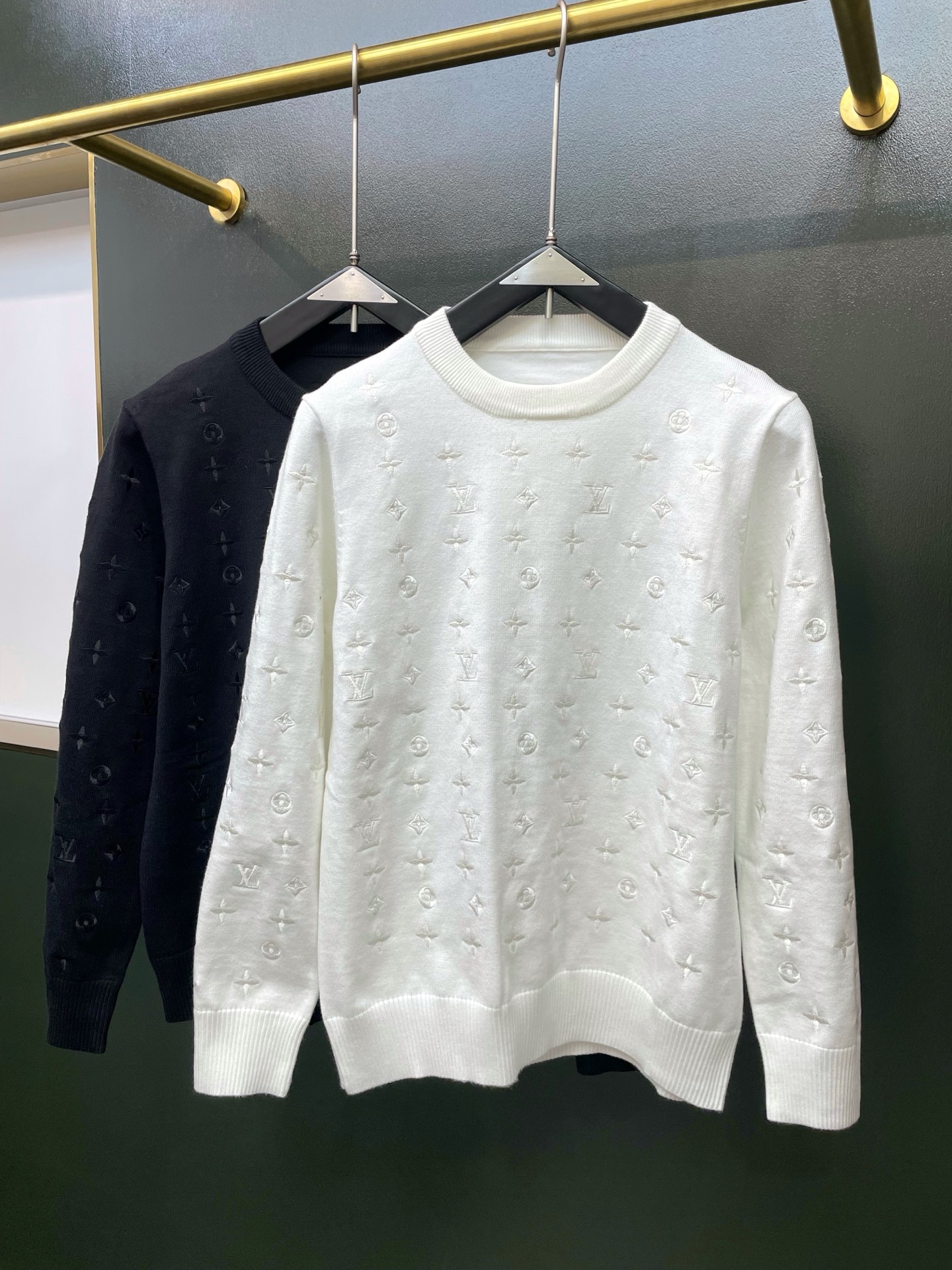 Cheap Louis Vuitton  Sweaters for Men in 229504, $80 USD- [IB229504] - Replica Louis Vuitton  Sweaters for Men