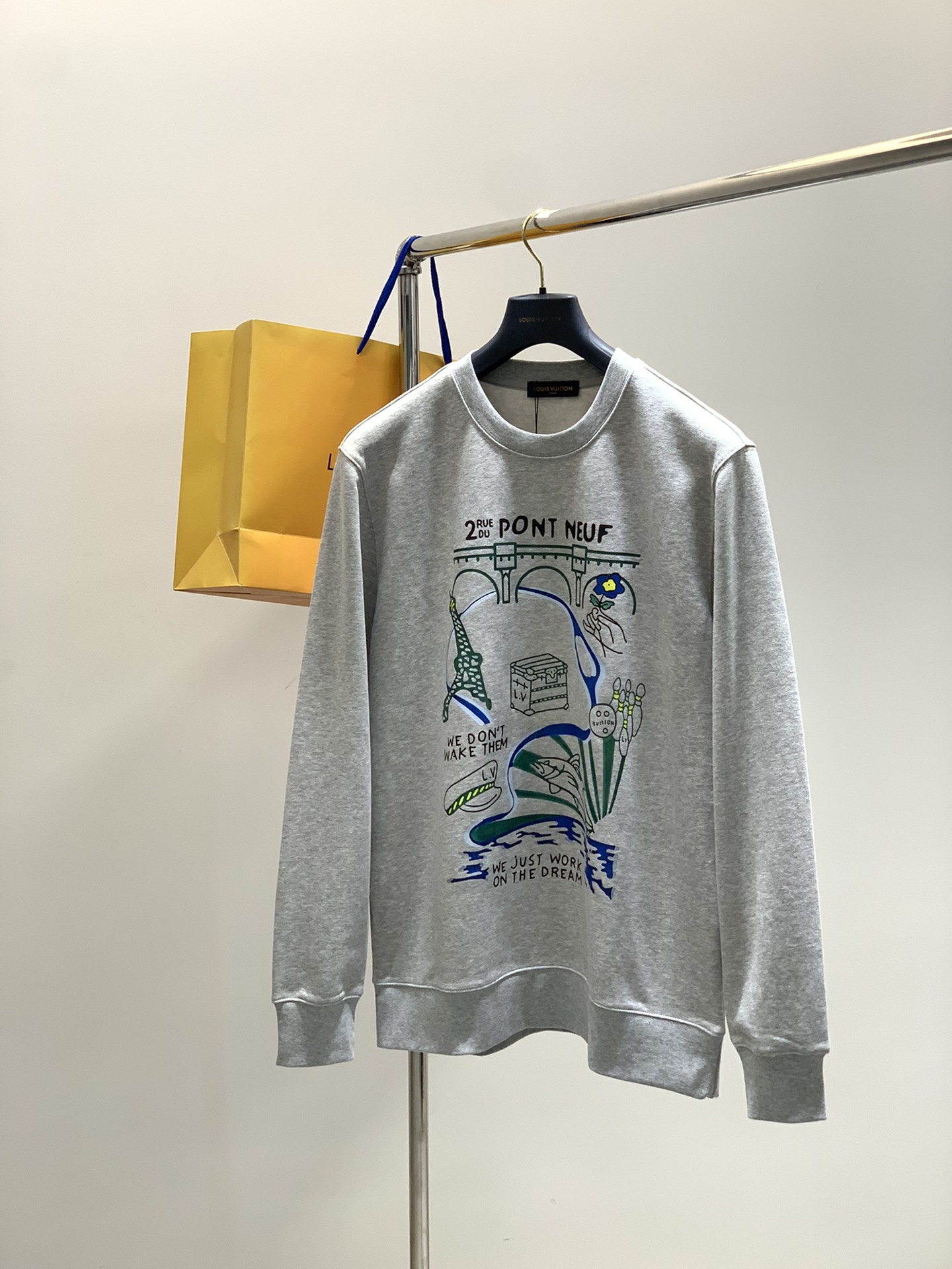 Cheap Louis Vuitton Hoodies for Men in 229561, $60 USD- [IB229561] - Replica Louis Vuitton Hoodies for Men