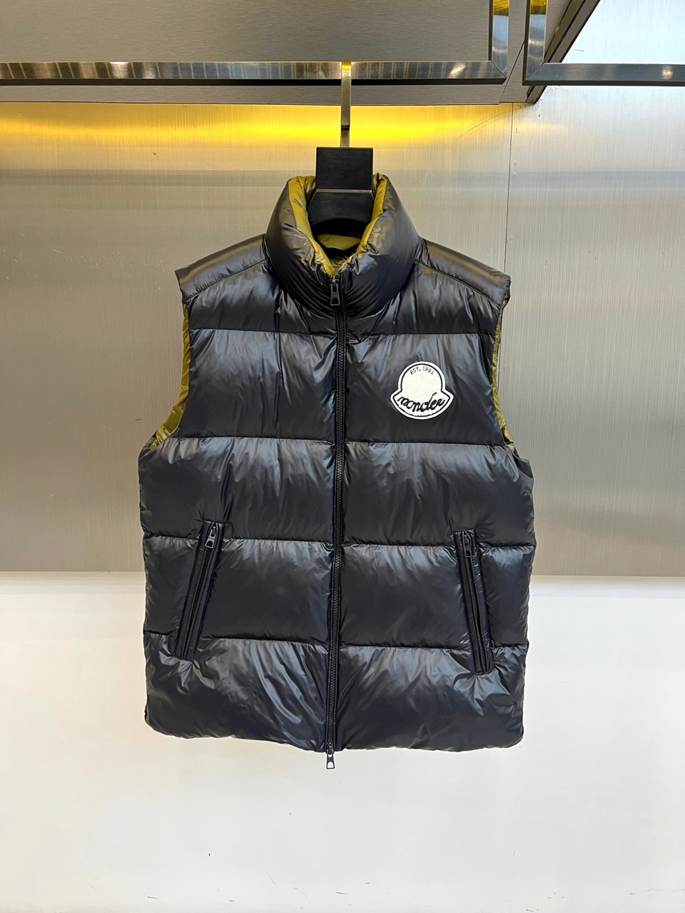 Cheap Moncle Thick Coats For Men in 229596, $115 USD- [IB229596] - Replica Moncle Thick Coats For Men
