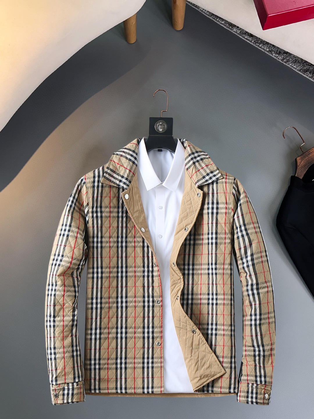 Cheap Burberry Trench Coats For Men in 229605, $140 USD- [IB229605] - Replica Burberry Trench Coats For Men