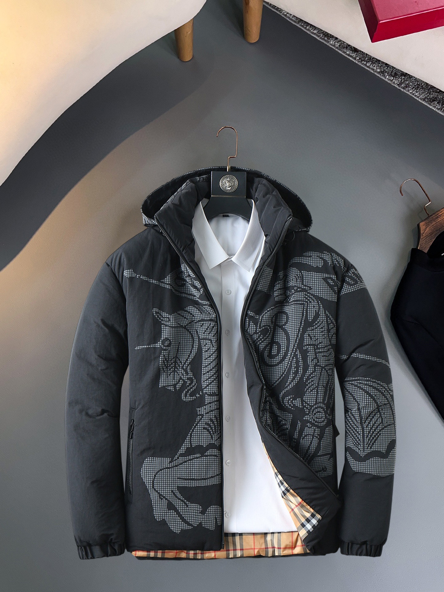 Cheap Burberry Trench Coats For Men in 229607, $165 USD- [IB229607] - Replica Burberry Trench Coats For Men