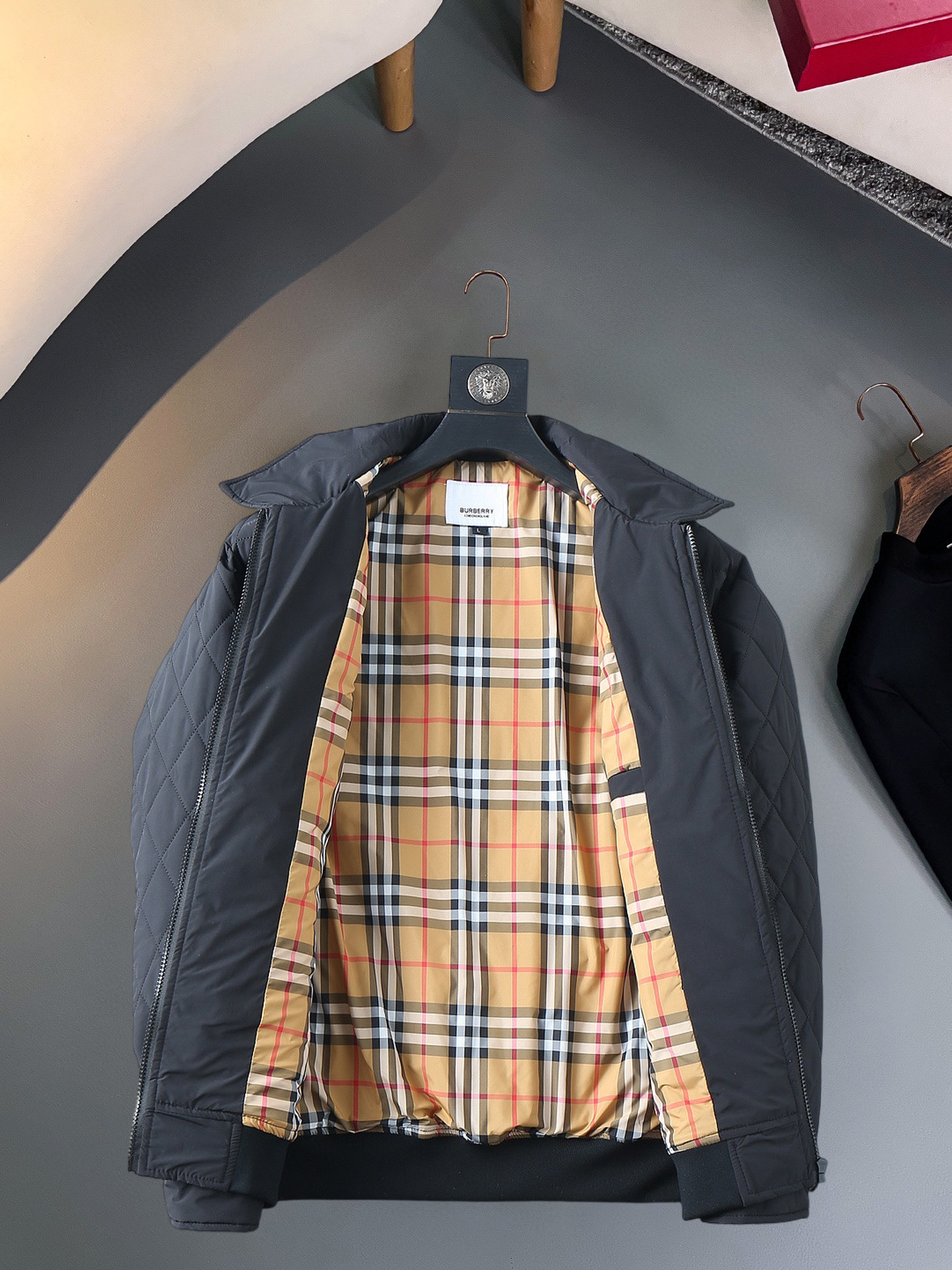 Cheap Burberry Trench Coats For Men in 229608, $95 USD- [IB229608] - Replica Burberry Trench Coats For Men