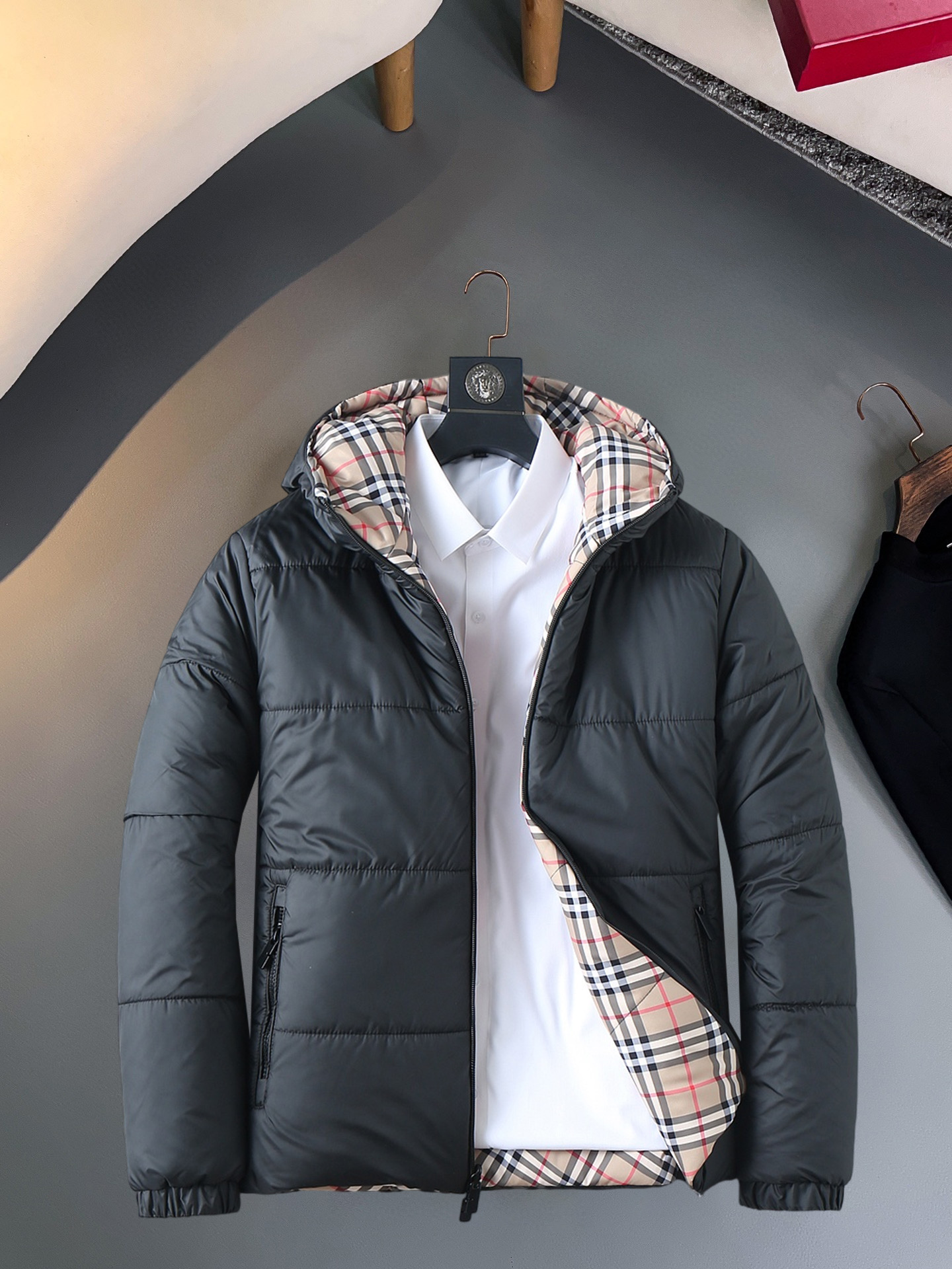 Cheap Burberry Trench Coats For Men in 229609, $165 USD- [IB229609] - Replica Burberry Trench Coats For Men