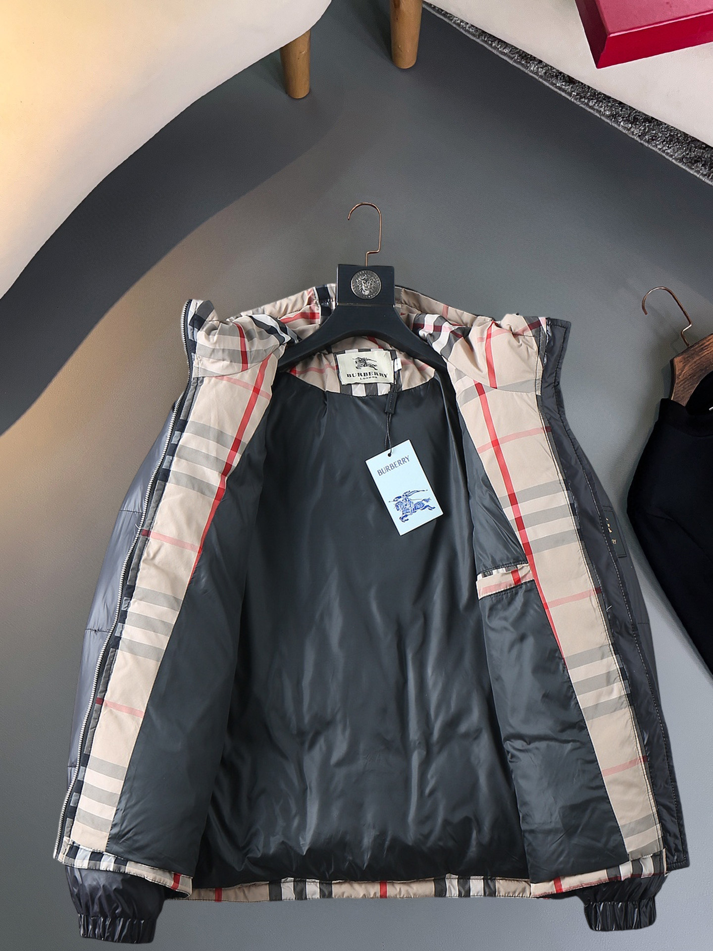 Cheap Burberry Trench Coats For Men in 229611, $215 USD- [IB229611] - Replica Burberry Trench Coats For Men