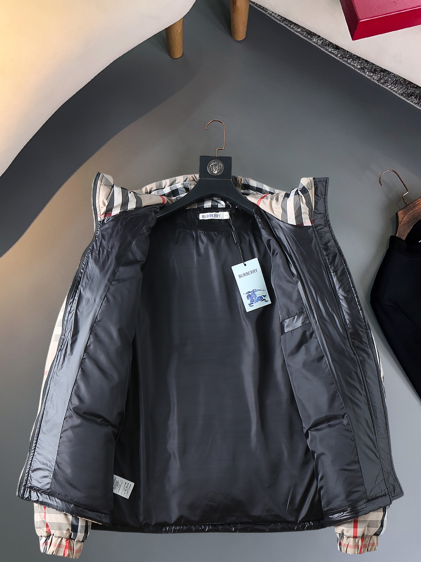 Cheap Burberry Trench Coats For Men in 229612, $215 USD- [IB229612] - Replica Burberry Trench Coats For Men