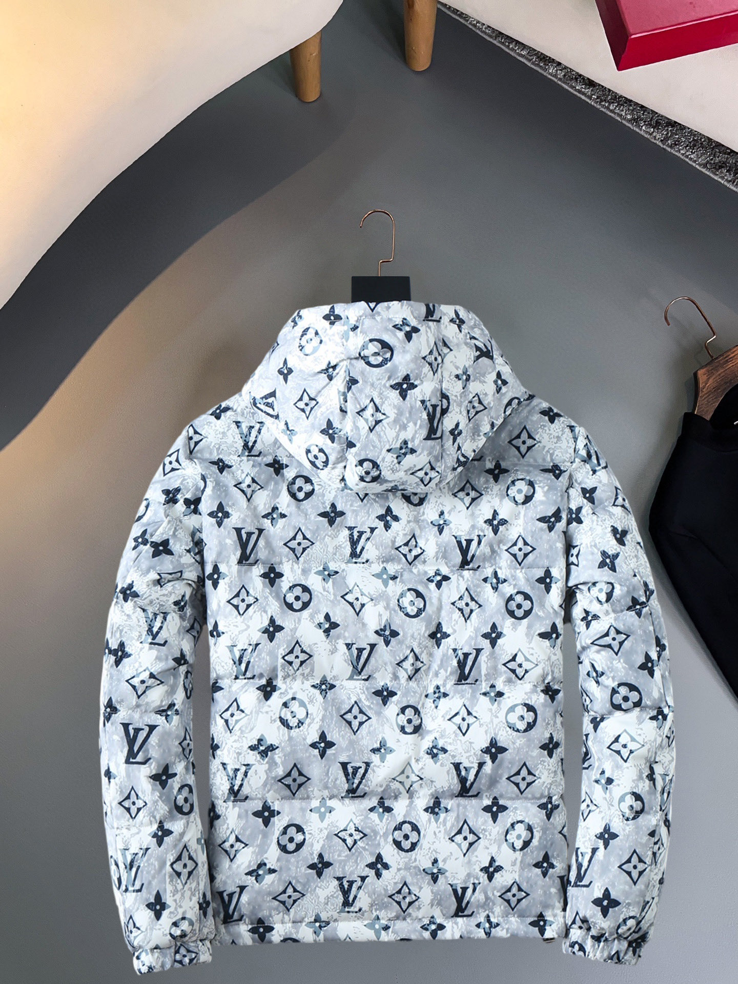 Cheap Louis Vuitton Thick Jackets For Men in 229627, $215 USD- [IB229627] - Replica Louis Vuitton Thick Jackets For Men