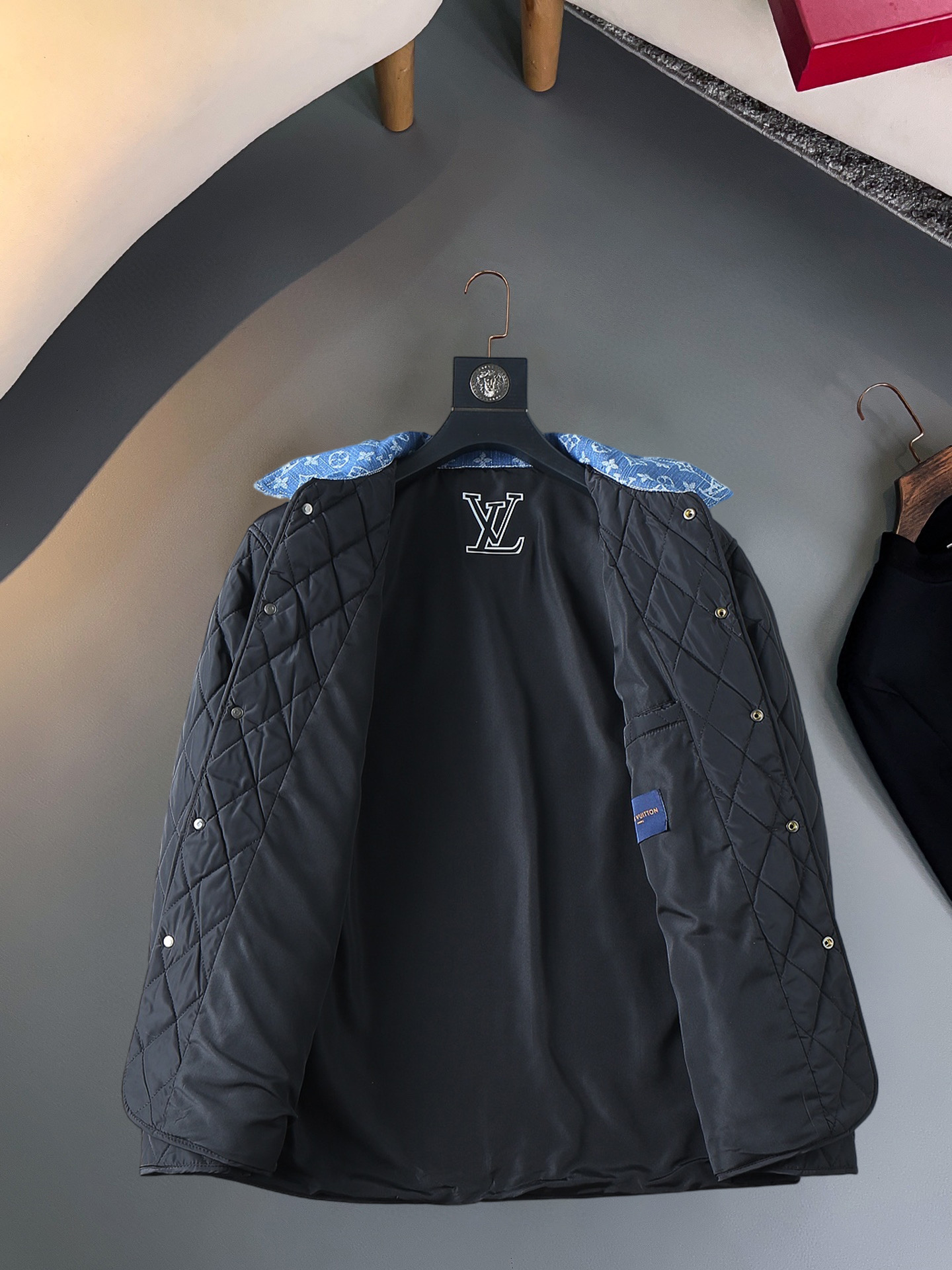 Cheap Louis Vuitton Thick Jackets For Men in 229629, $165 USD- [IB229629] - Replica Louis Vuitton Thick Jackets For Men